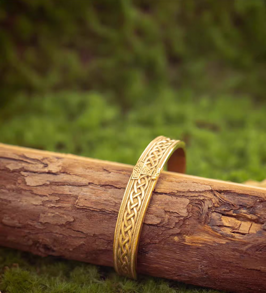 Kemstone Mjölnir Viking Bracelet – Wear the Strength of Nordic Legends