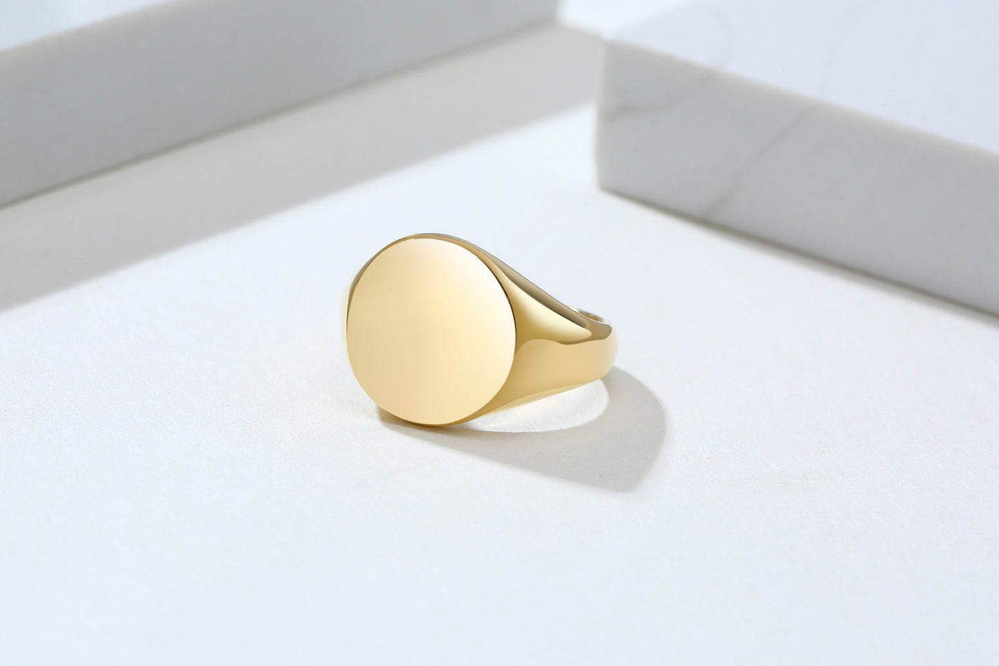 Anillo de acero inoxidable Kemstone con banda ancha - Joyería geométrica minimalista para parejas RC-448