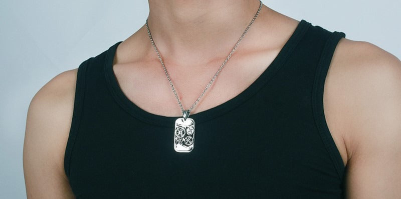Kemstone Titanium Steel Gear Pendant Necklace – Rotating Mechanical Streetwear PN-362