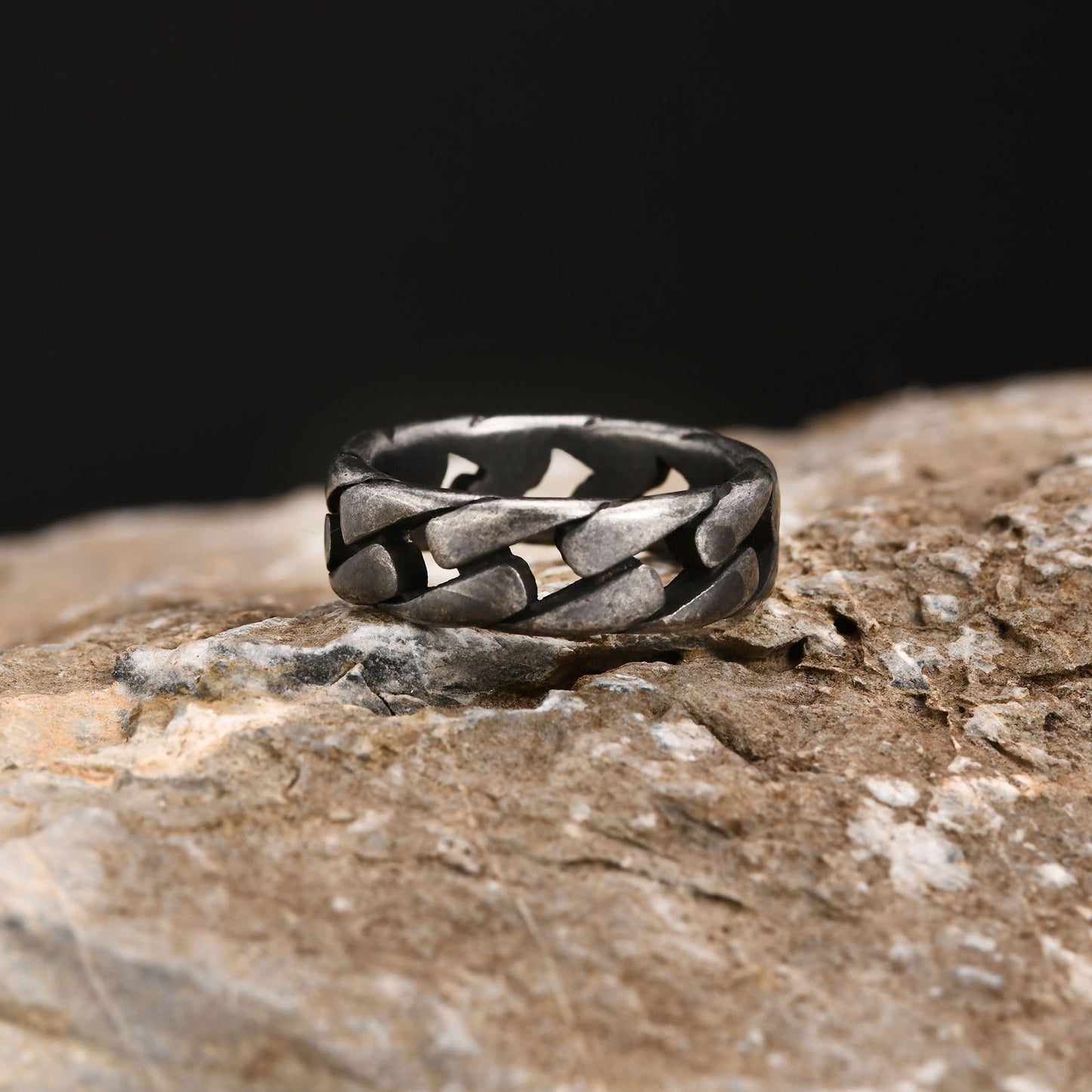 Kemstone Cuban Chain Link Ring – Bold Stainless Steel Biker Band for Men R495