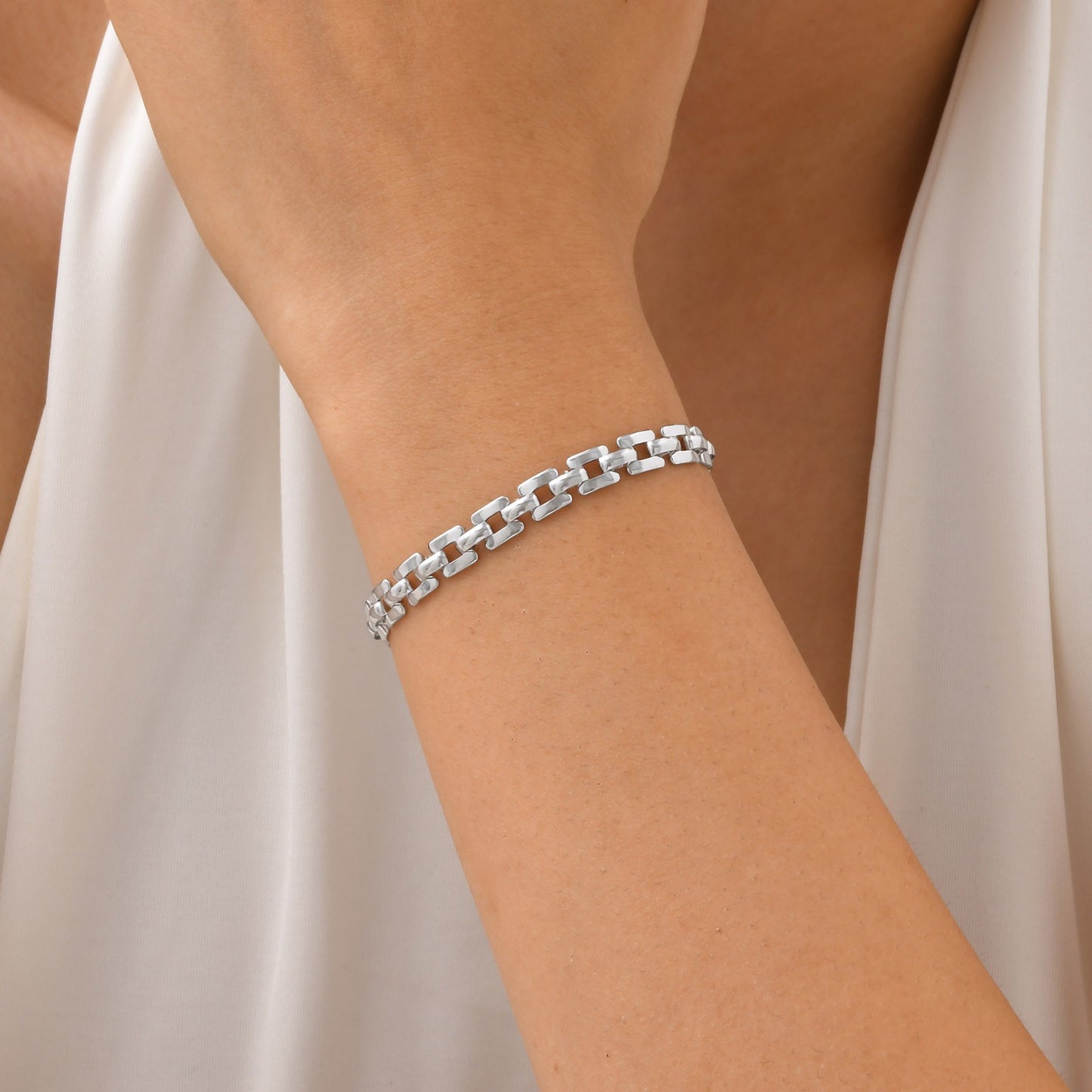 Pulsera de cadena de acero inoxidable moderna Kemstone - Joyería minimalista fina en tonos dorados para una elegancia diaria BR-1894