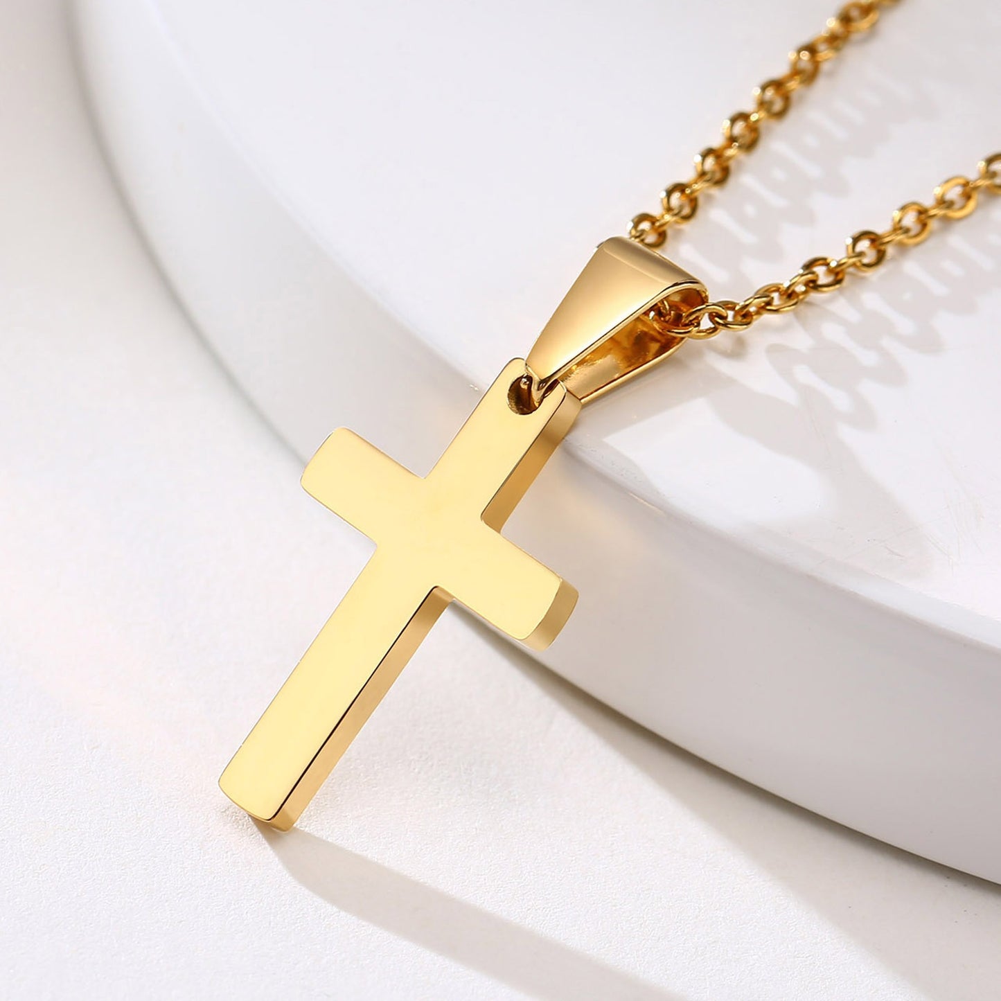 Collar con colgante de cruz de acero inoxidable Kemstone: joyería minimalista y ligera para hombres y mujeres PN-1479
