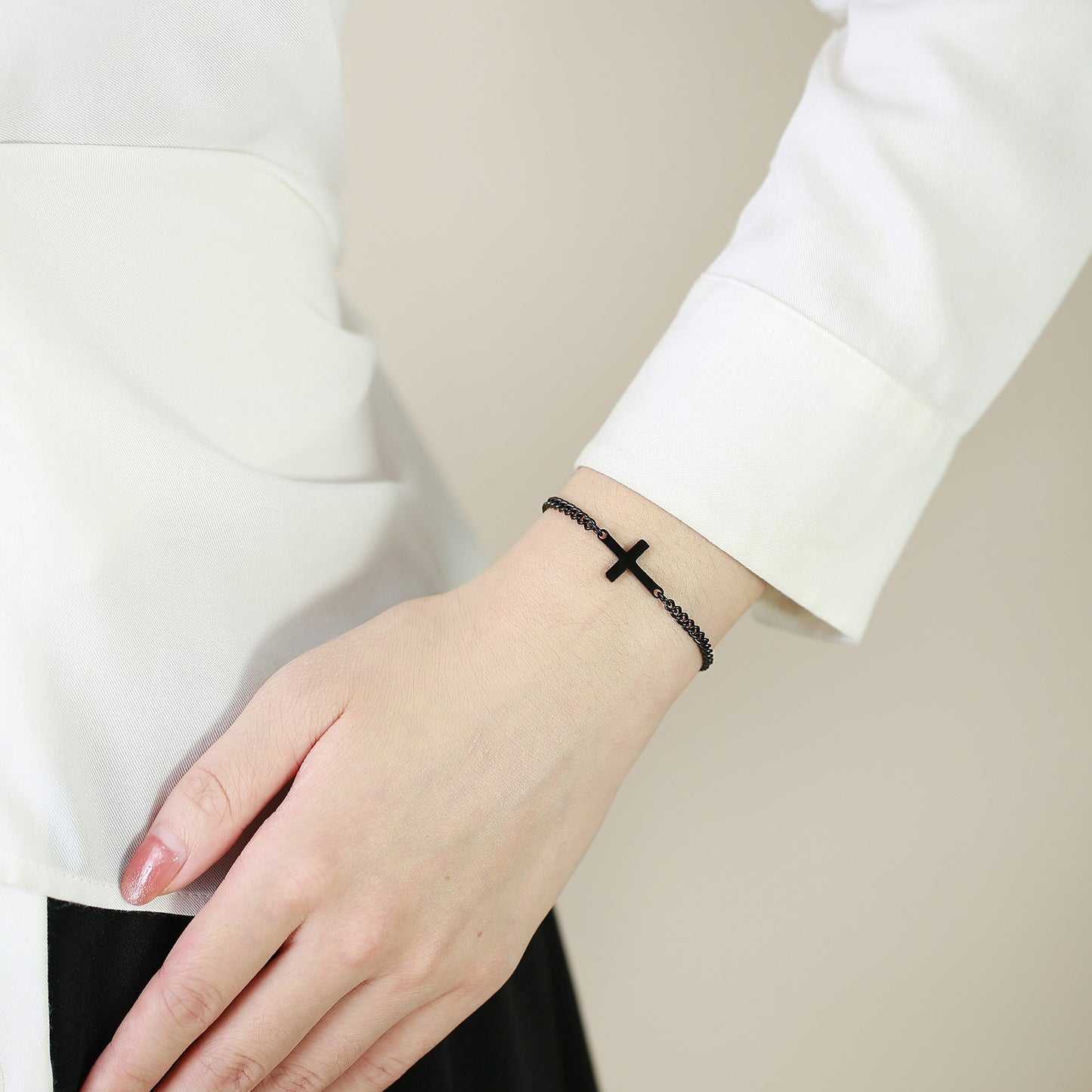 Pulsera minimalista de mujer con cadena de cuentas cruzadas de acero inoxidable Kemstone BR-1125