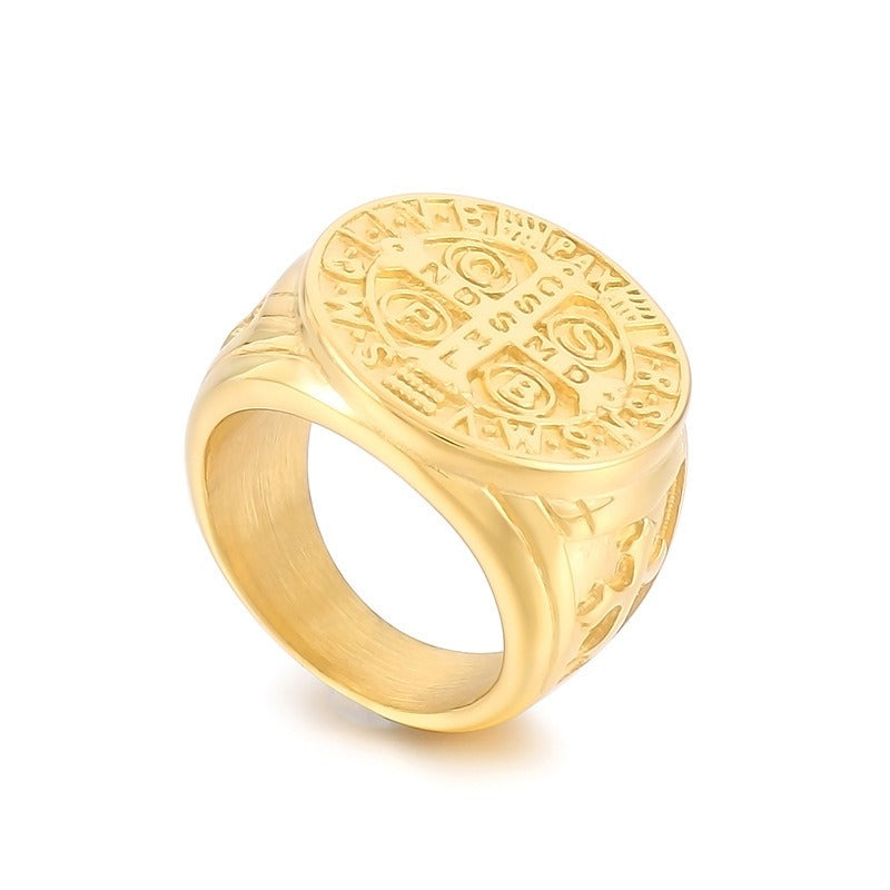 Anello in titanio con runa vichinga Kemstone e croce annerita KR107707