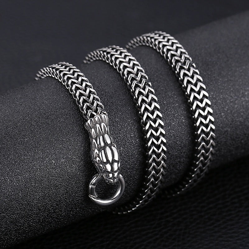 Kemstone Serpent Legacy – Collar de acero de titanio forjado a mano con texturas envejecidas KN202158