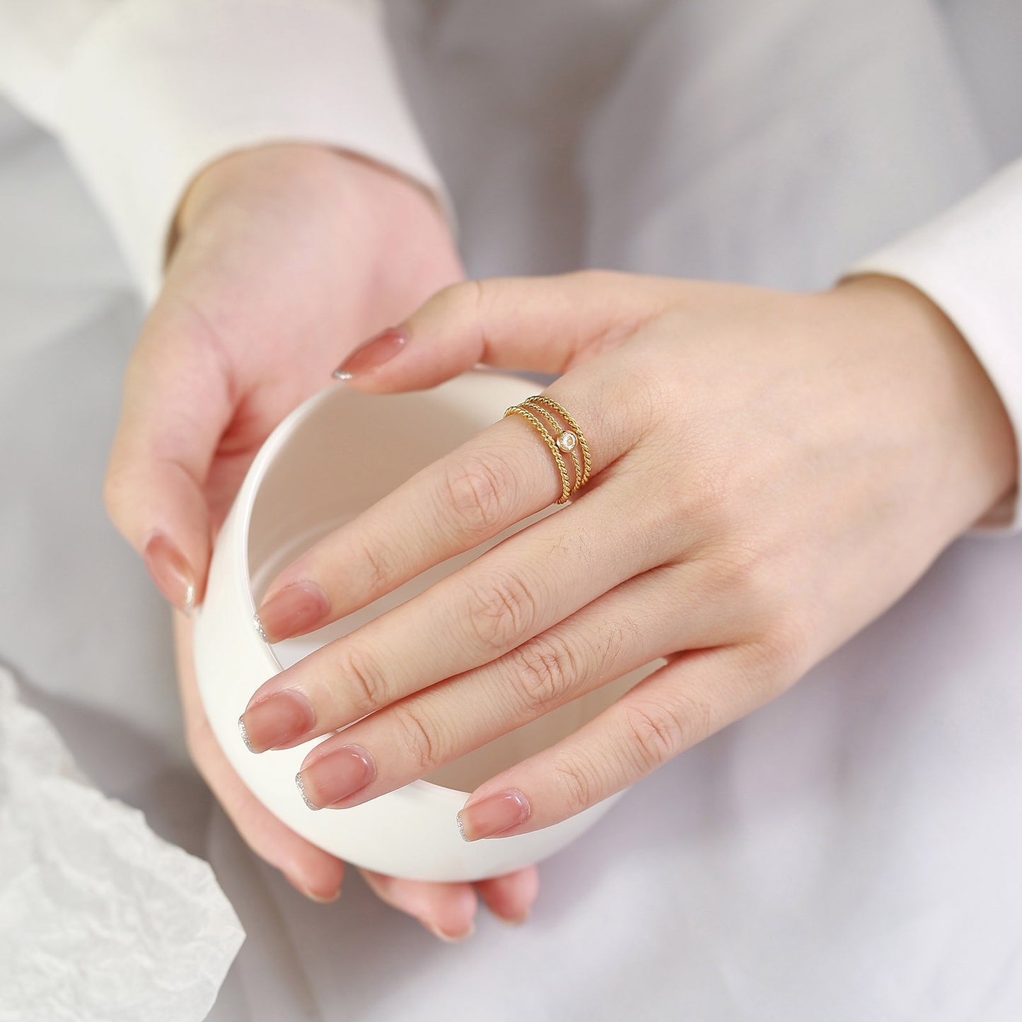 Anillo de acero de titanio trenzado Kemstone - Diseño minimalista en espiral para mujer R243