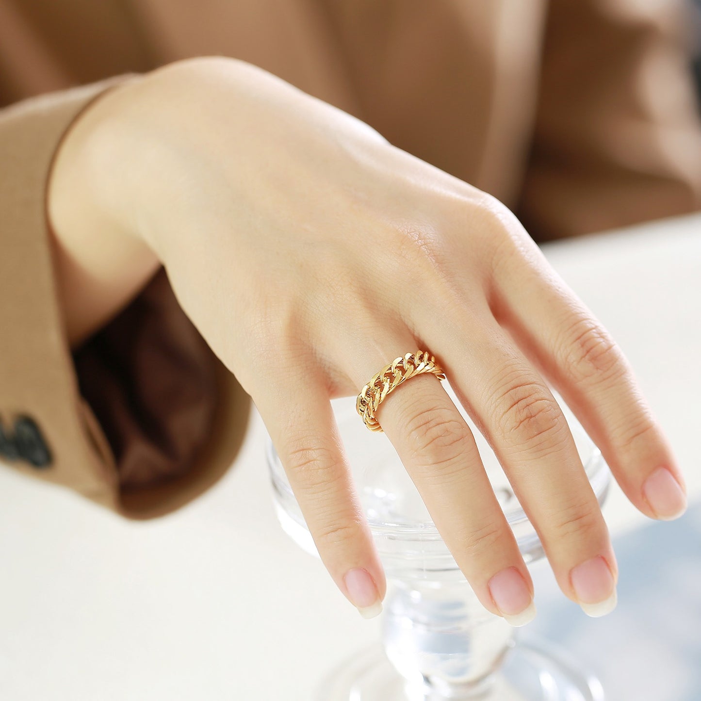Anillo de cadena elegante de acero inoxidable Kemstone: diseño unisex moderno para el día a día RC-476