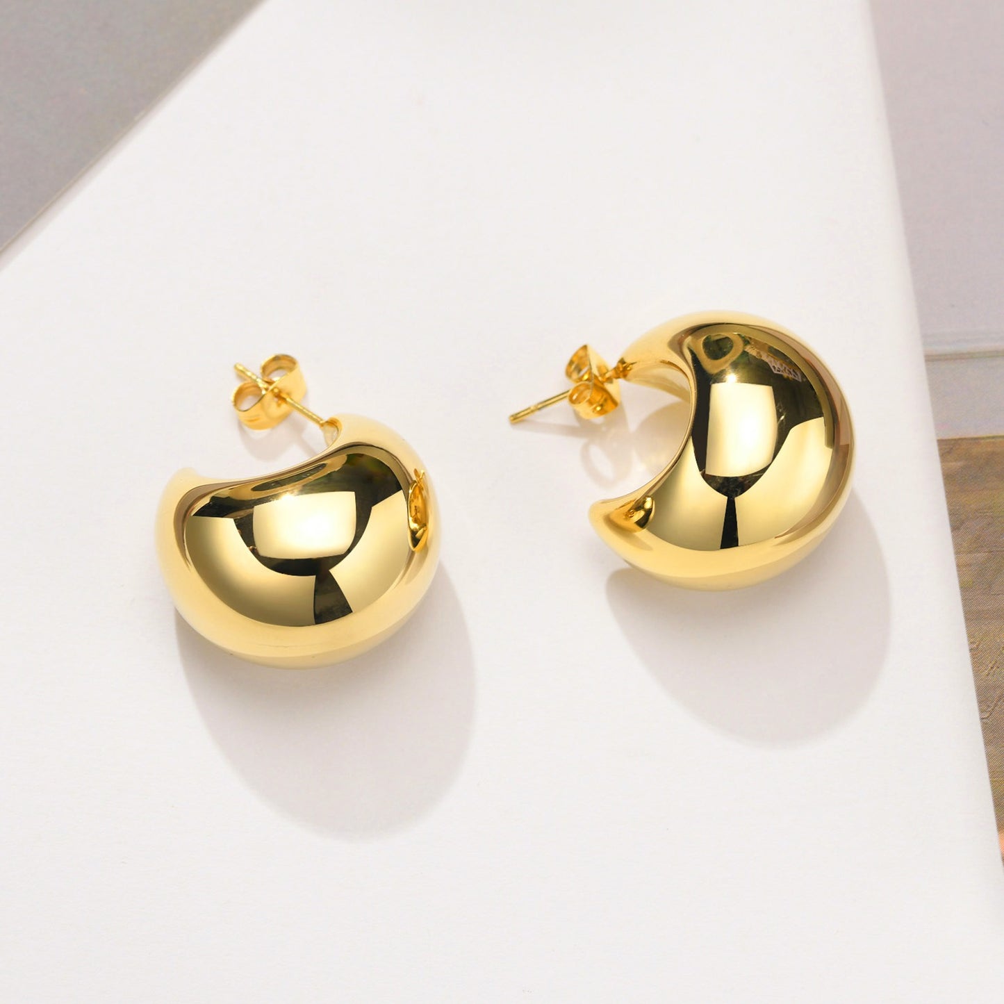 Pendientes Kemstone Hollow Crescent Moonlight de acero inoxidable - Líneas minimalistas y luz de luna susurrante ES-353
