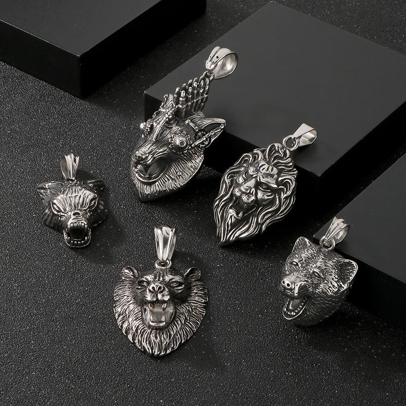 Kemstone Predator Series - Collana con ciondolo leone/lupo/volpe in acciaio al titanio opaco per abbigliamento punk da uomo KP79439-BD