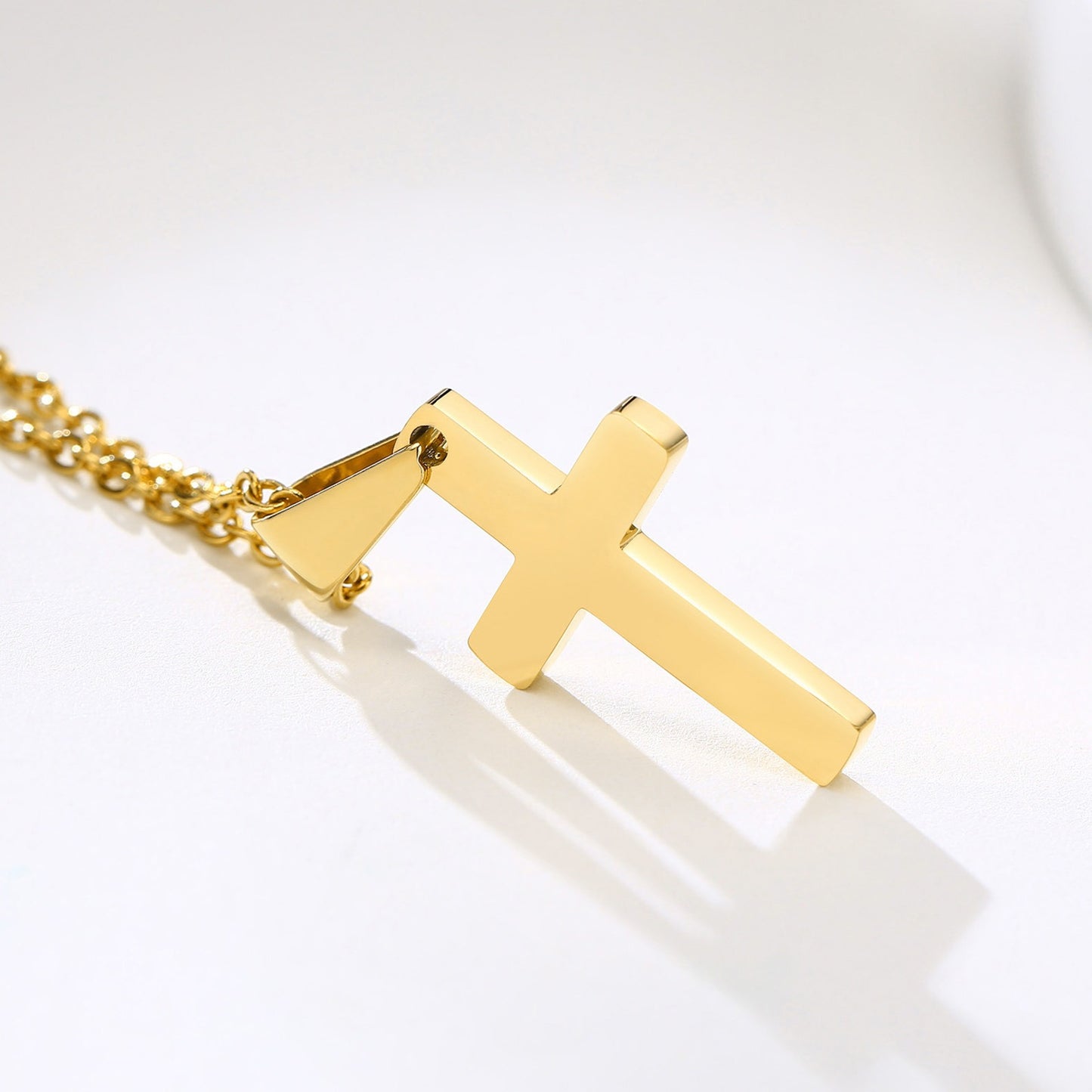 Collar con colgante de cruz de acero inoxidable Kemstone: joyería minimalista y ligera para hombres y mujeres PN-1479