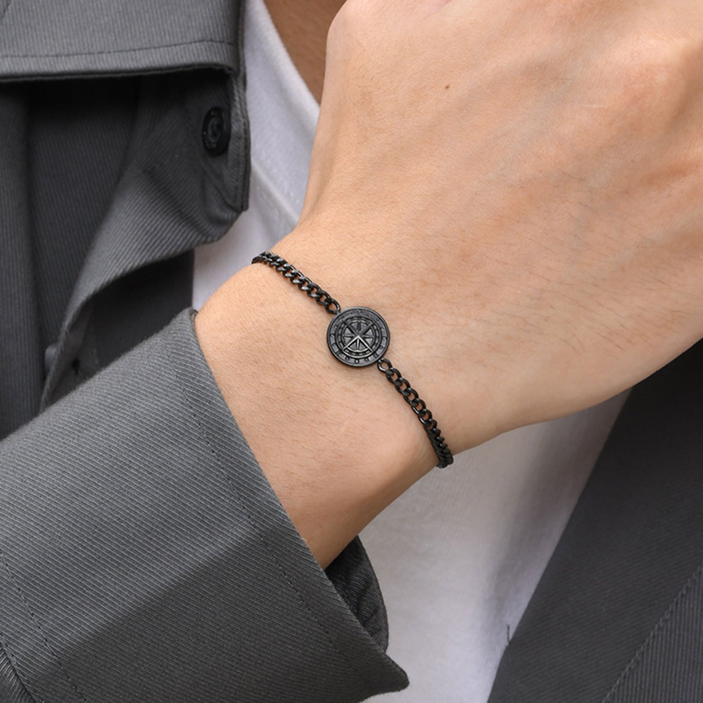 Kemstone Men’s Stainless Steel Compass Bracelet – Adjustable Minimalist Chain in Black, Gold & Silver BR2079