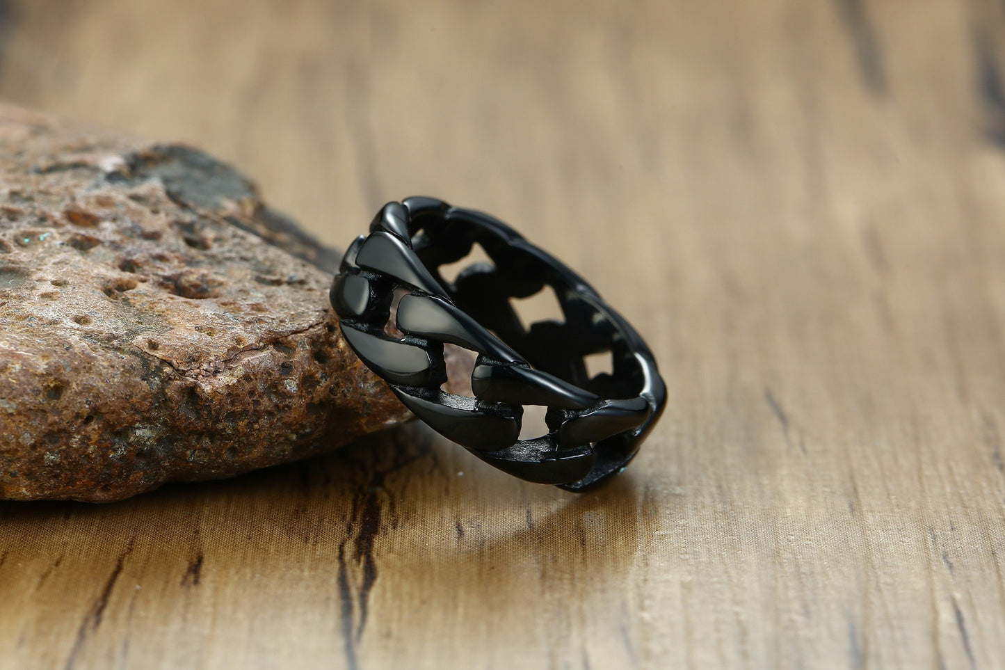 Kemstone Cuban Chain Link Ring – Bold Stainless Steel Biker Band for Men R495