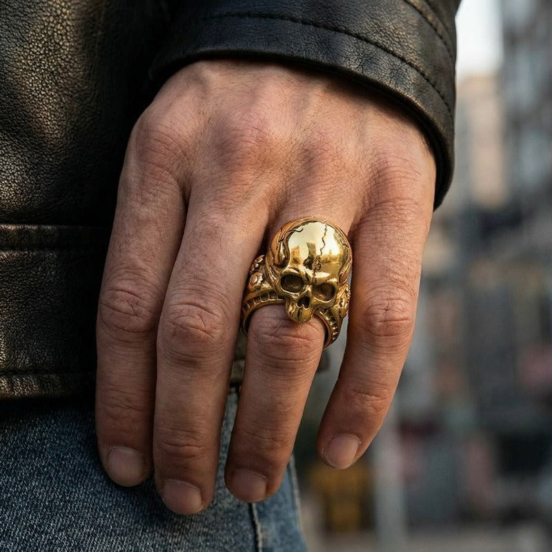 Kemstone Titanium Steel Skull Signet Ring for Men Gothic Cracked Heavy Punk KR114275-KJX
