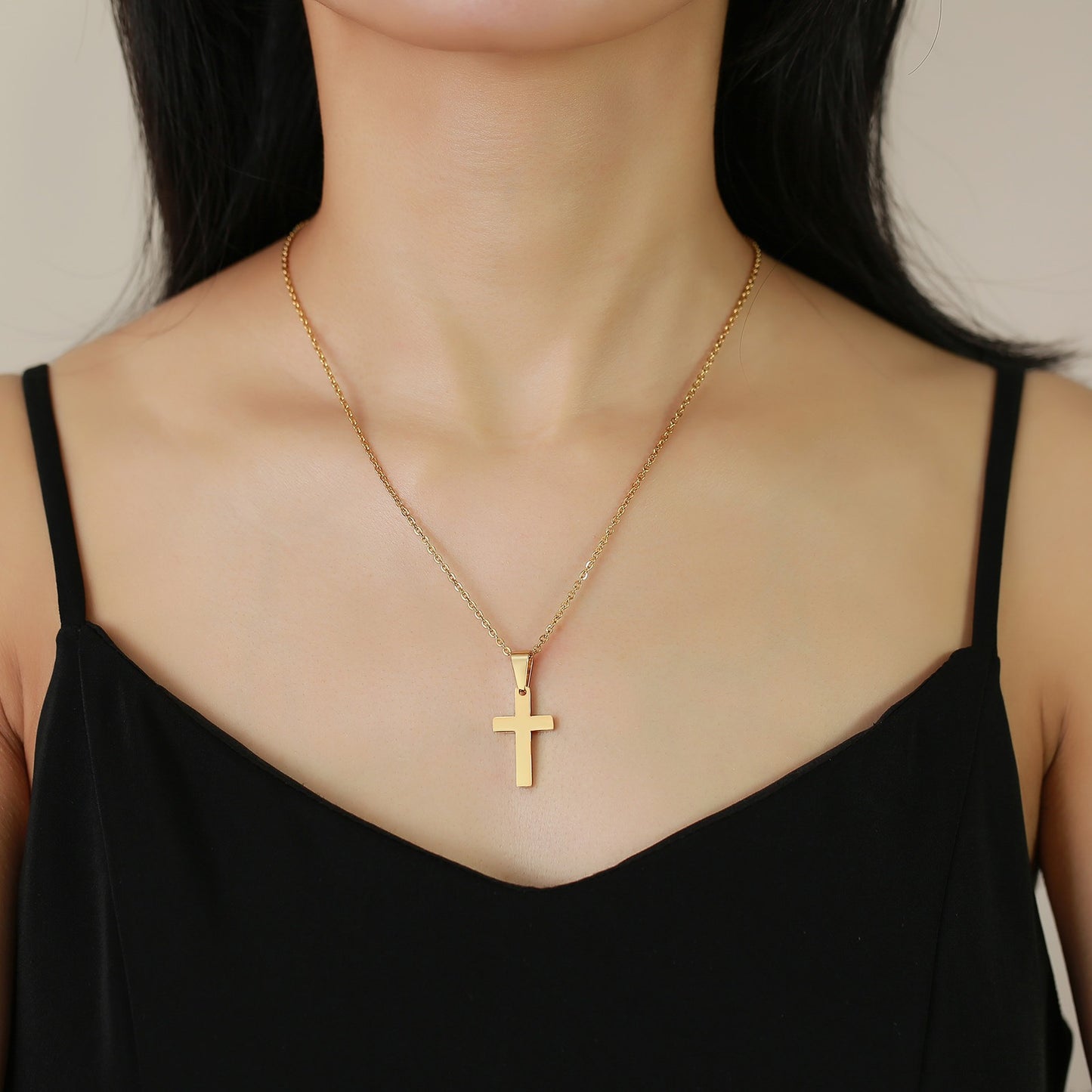 Collar con colgante de cruz de acero inoxidable Kemstone: joyería minimalista y ligera para hombres y mujeres PN-1479