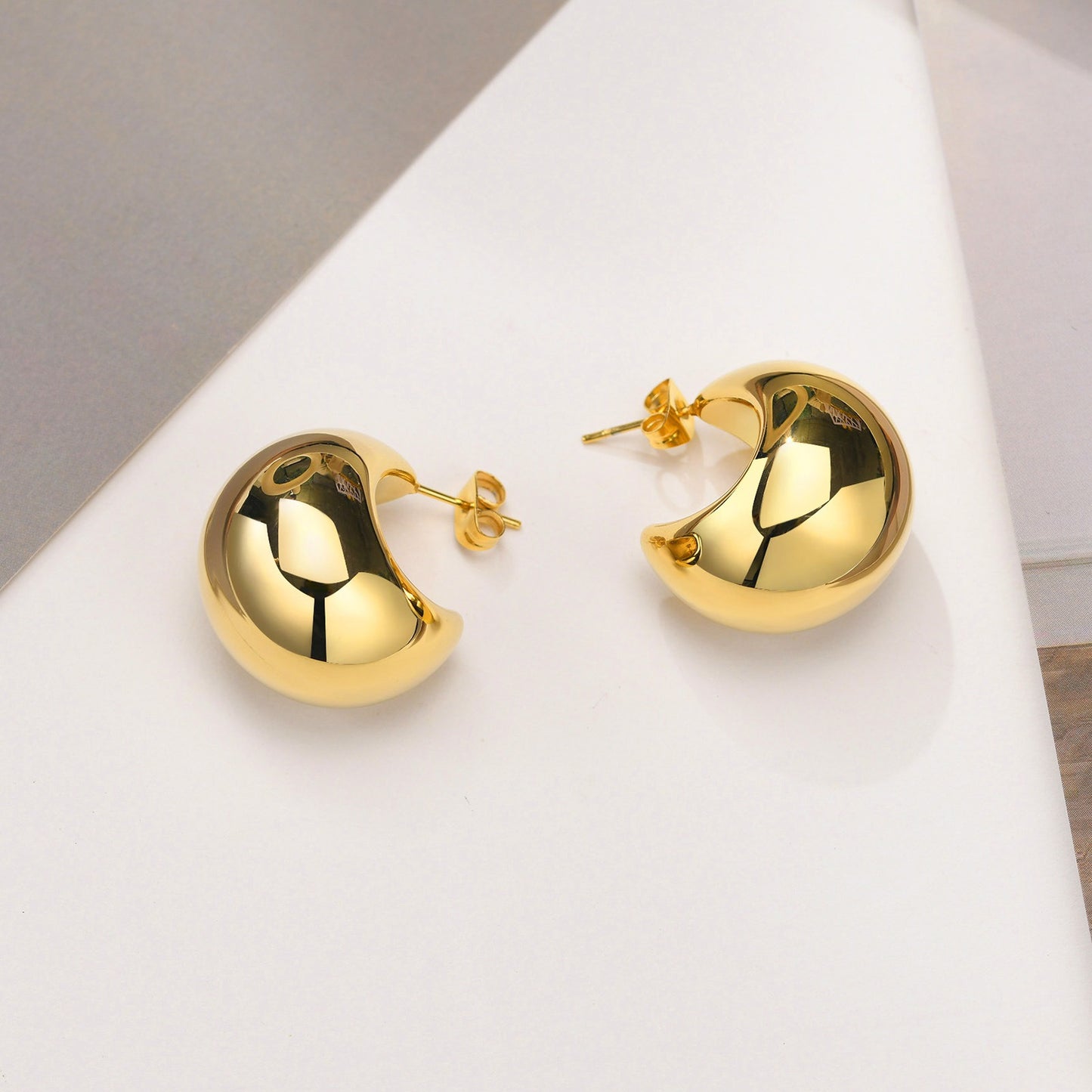 Pendientes Kemstone Hollow Crescent Moonlight de acero inoxidable - Líneas minimalistas y luz de luna susurrante ES-353