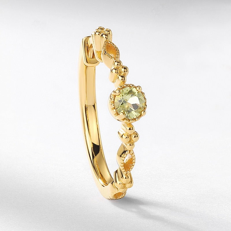 Pendientes de peridoto estilo vintage de diseño original hechos a mano por Kemstone para mujer - Plata S925 con baño de oro de 10 quilates