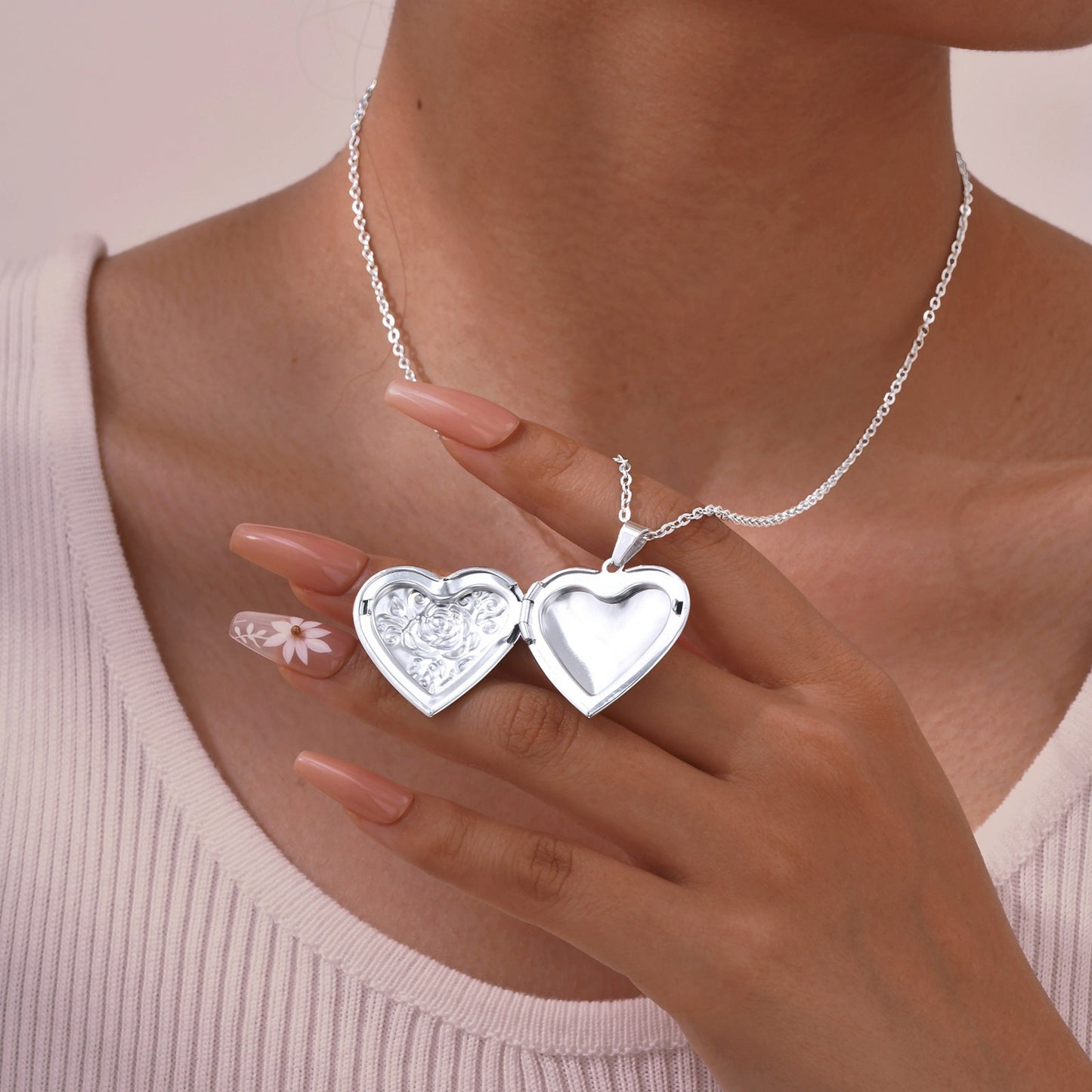 Collar con colgante de foto de corazón de rosa de acero inoxidable para mujer - Regalo de joyería grabado personalizado, elegante recuerdo para sus seres queridos PN-2093
