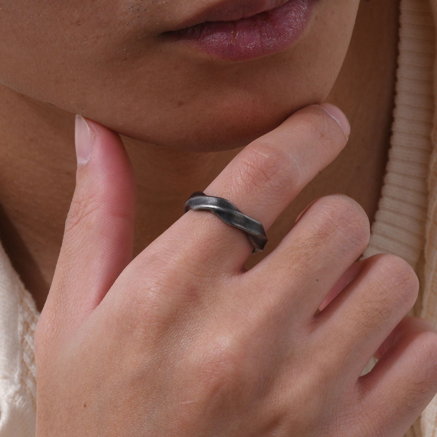 Kemstone Stainless Steel Möbius Ring – Men’s Vintage Silver Gold Band RC-727