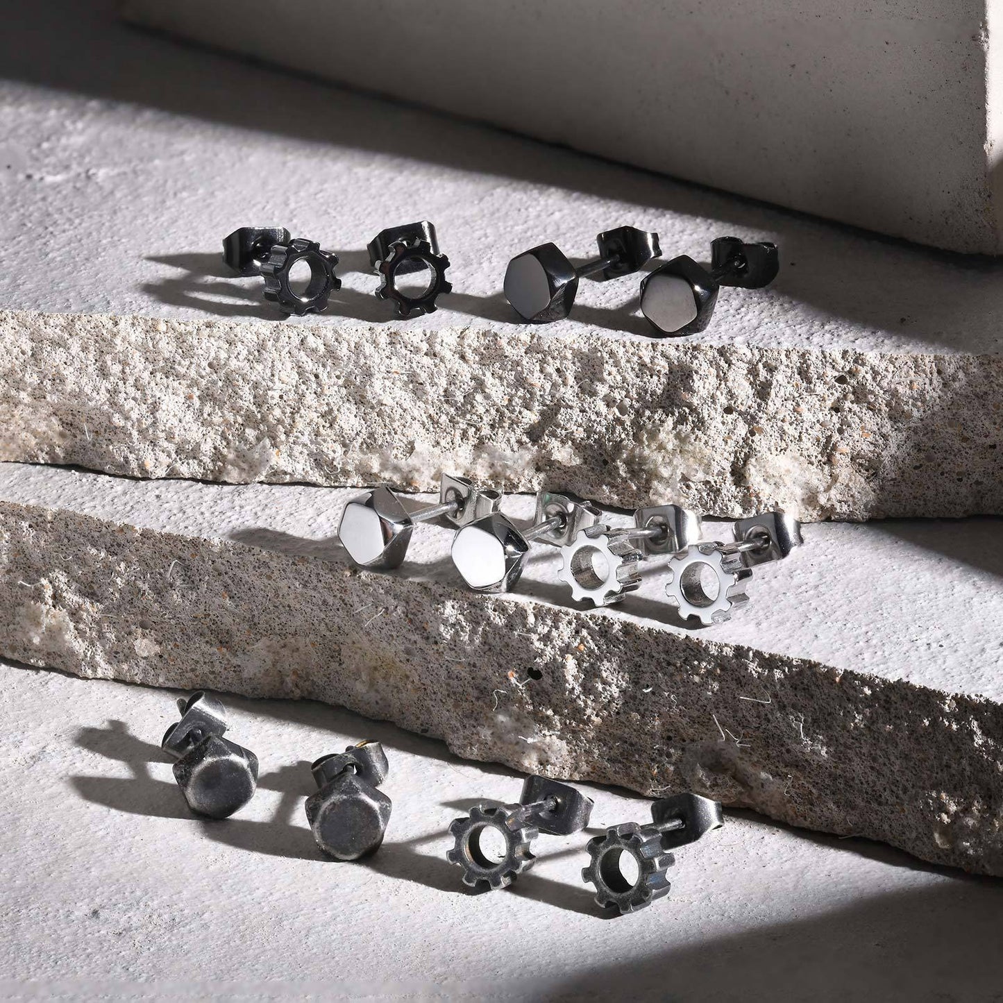 Gear Stud Earring for Men – Vintage Gray Stainless Steel Gothic Punk Jewelry ES-529