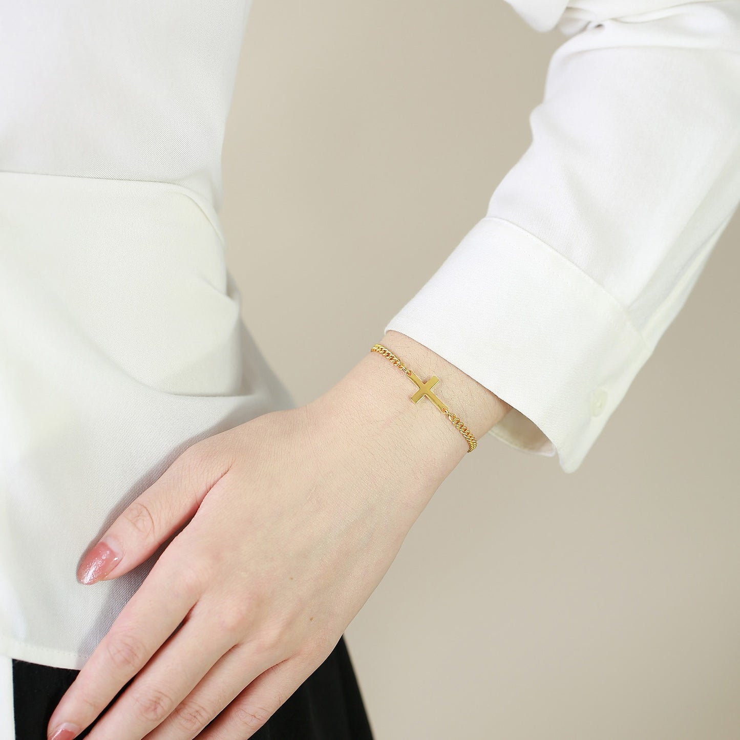 Pulsera minimalista de mujer con cadena de cuentas cruzadas de acero inoxidable Kemstone BR-1125
