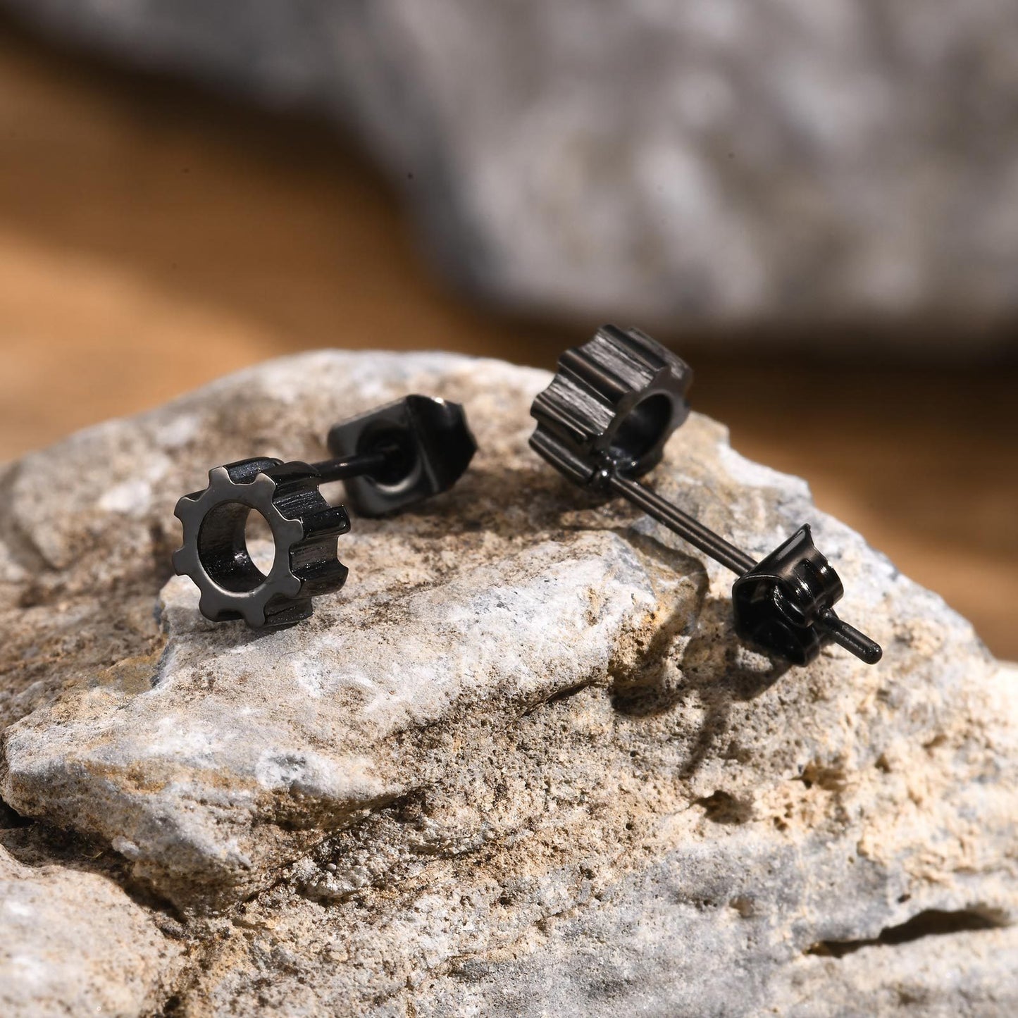 Gear Stud Earring for Men – Vintage Gray Stainless Steel Gothic Punk Jewelry ES-529