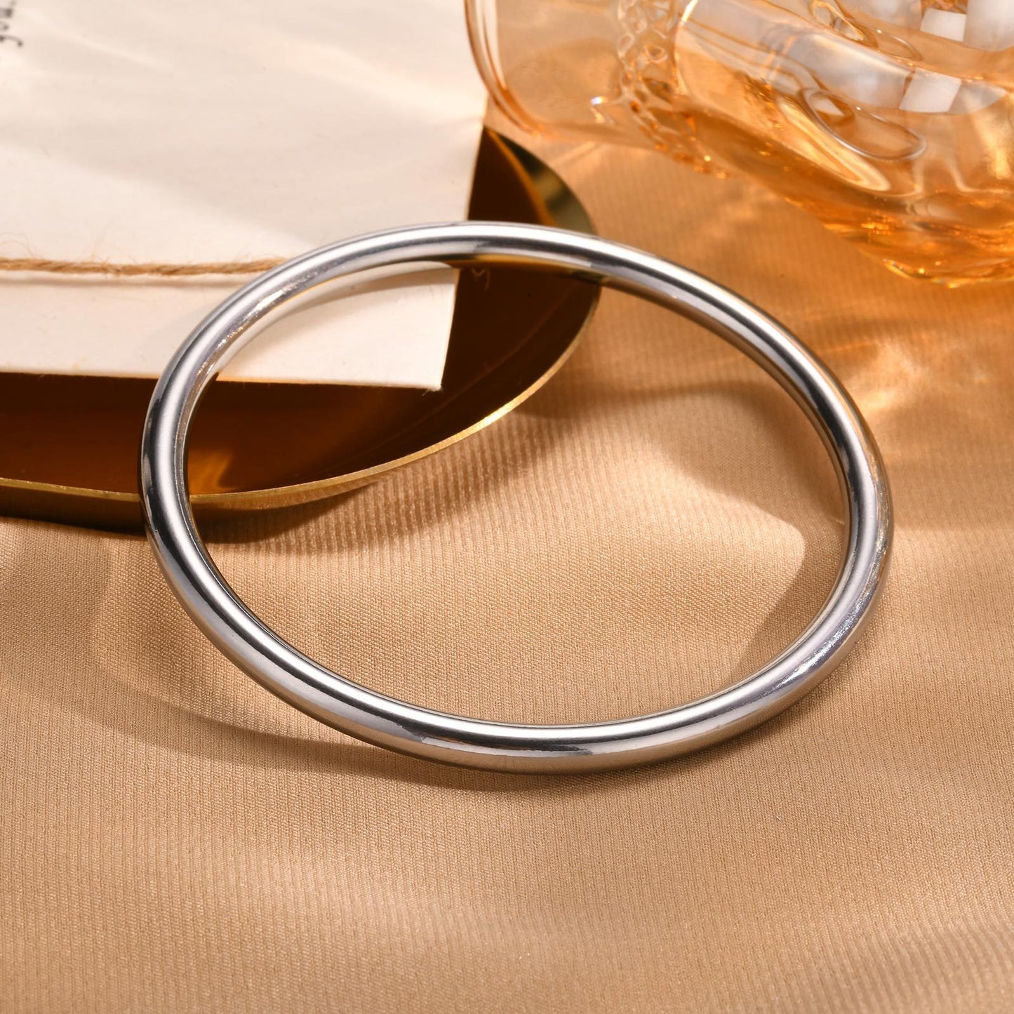 Elegant Titanium Steel Simple Smooth Bracelet for Ladies B-108