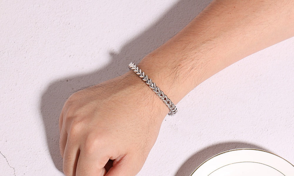 Kemstone Men’s Stainless Steel Viking Chain Bracelet – Hexagonal Link Curb Design BR-625