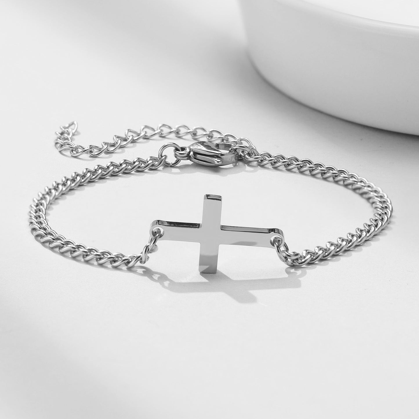 Pulsera minimalista de mujer con cadena de cuentas cruzadas de acero inoxidable Kemstone BR-1125