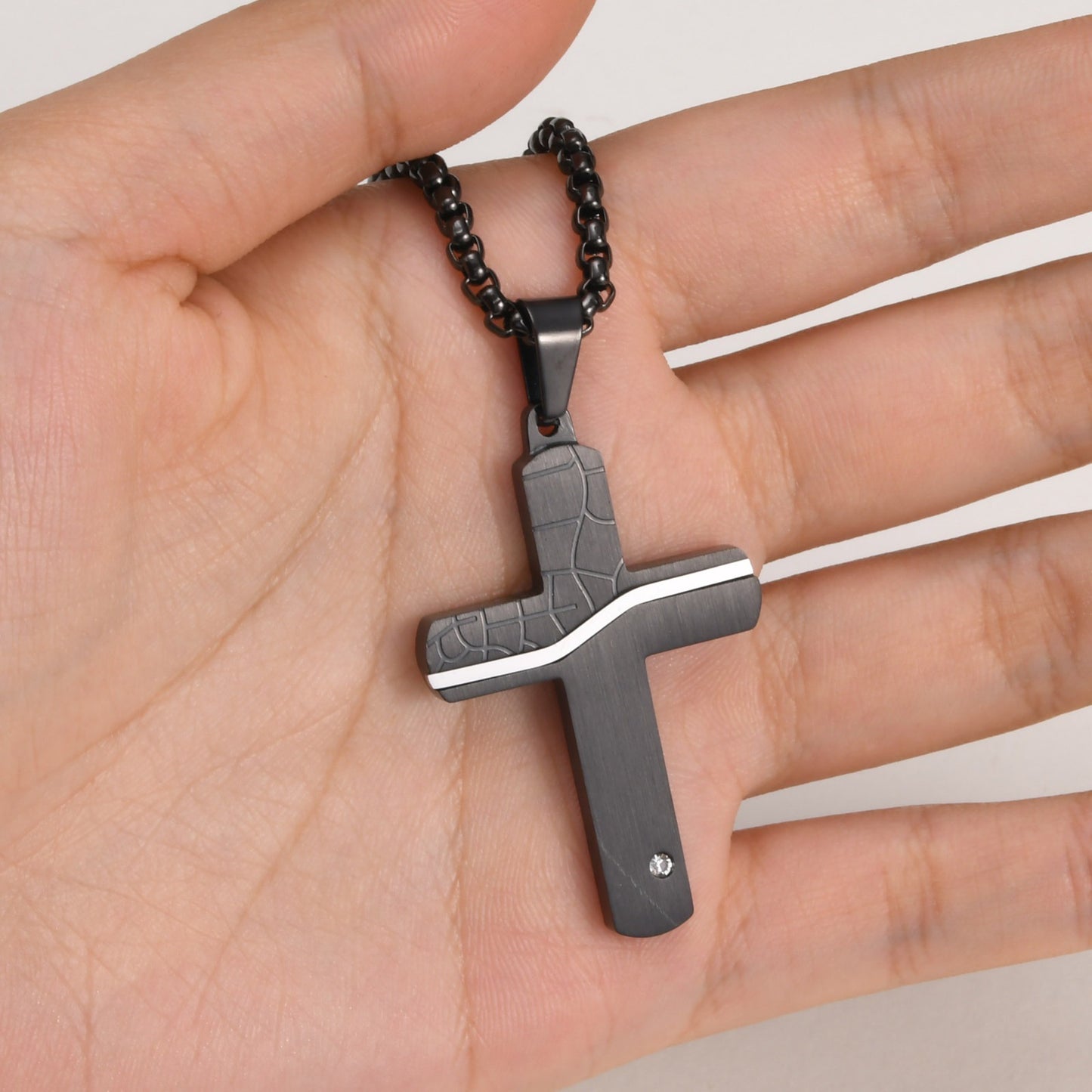 Cracked Cross Pendant Necklace – Stainless Steel, Gothic Street Style (Silver/Gold/Black) PN-1999