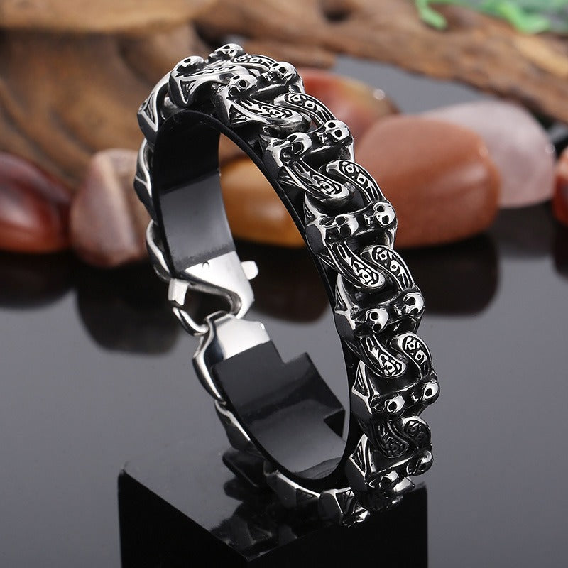 Kemstone Matte Black Skull Bracelet – Titanium Steel Cuban Chain for Men | Gothic Punk Streetwear Jewelry KB162805-KJX