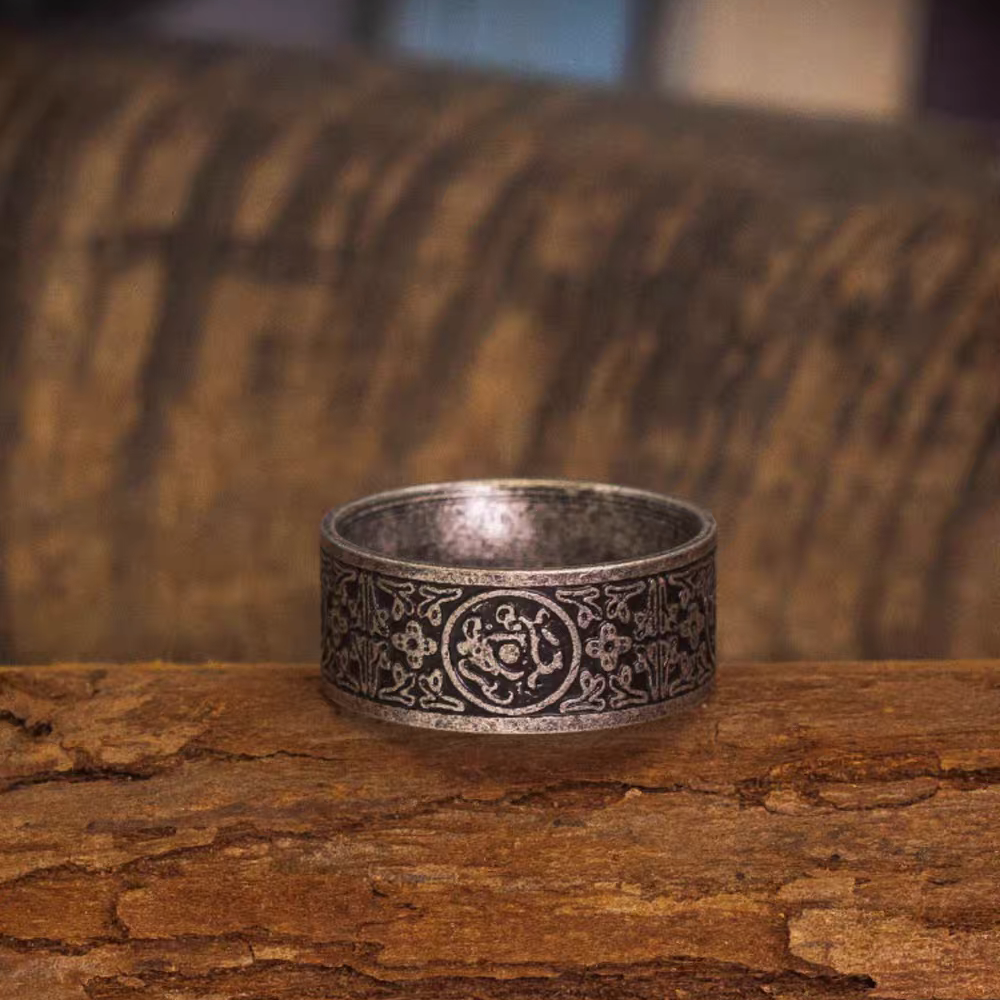 Kemstone Men’s Stainless Steel Wide Band Ring – Vintage Four Guardian Beasts Totem NW-JZ092