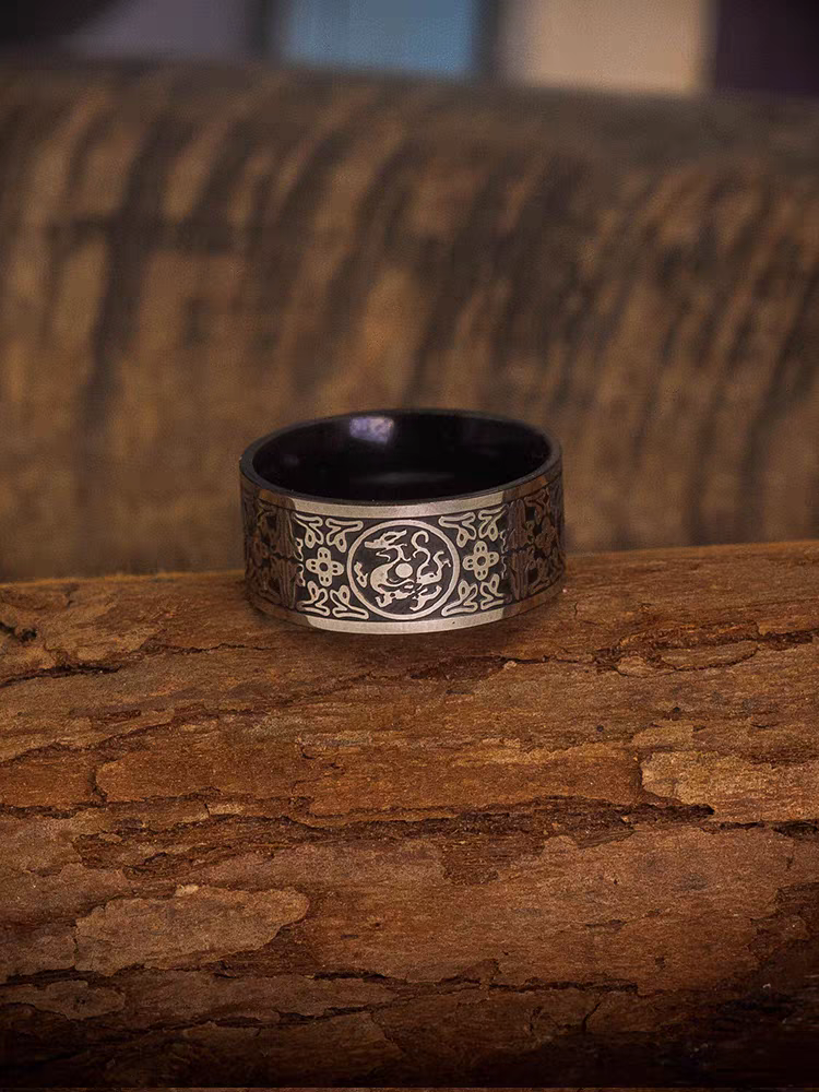 Kemstone Men’s Stainless Steel Wide Band Ring – Vintage Four Guardian Beasts Totem NW-JZ092