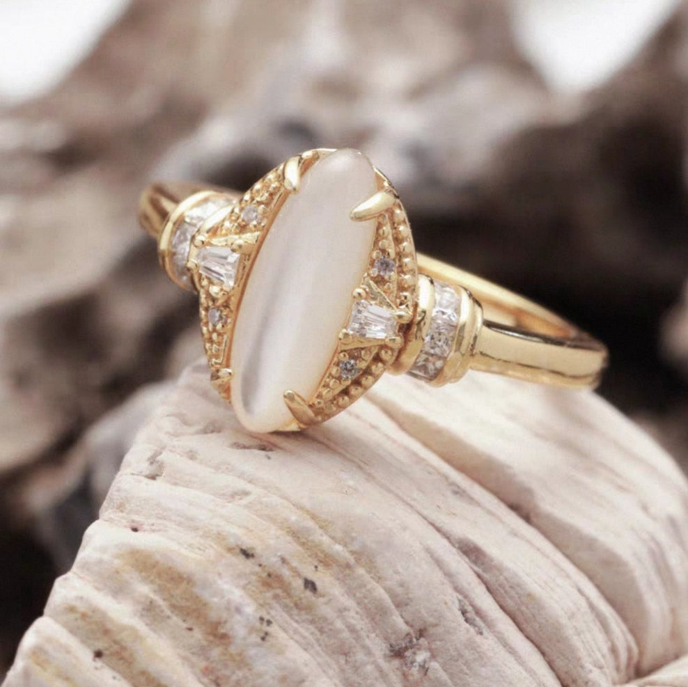 Kemstone White Shell Ring – 925 Silver Gold Plated Vintage Cubic Zirconia Stacking Ring EM-LXR216