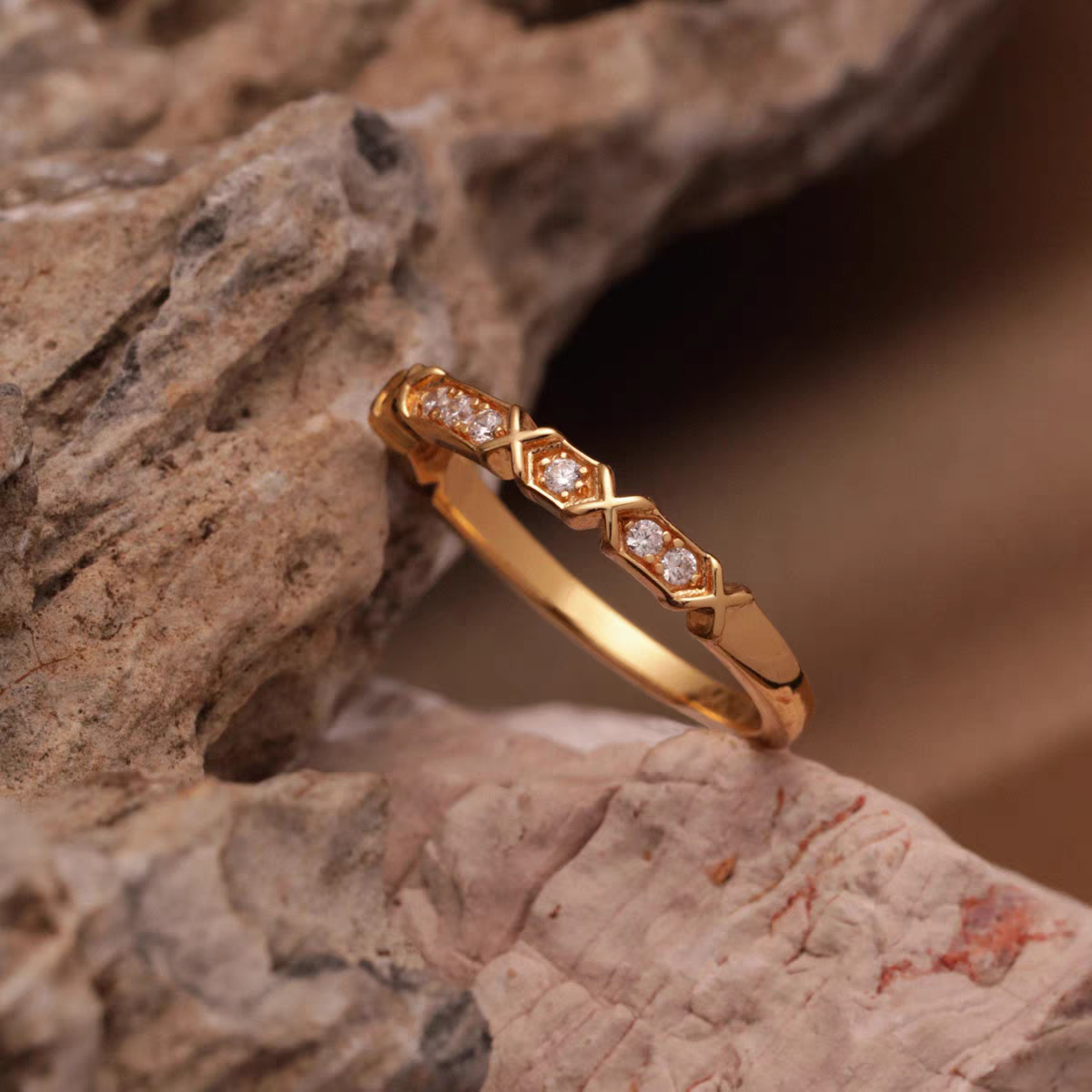 Kemstone Starlight Ring – 925 Silver Gold Plated Slim Stacking Band with Cubic Zirconia EM-YLZR183