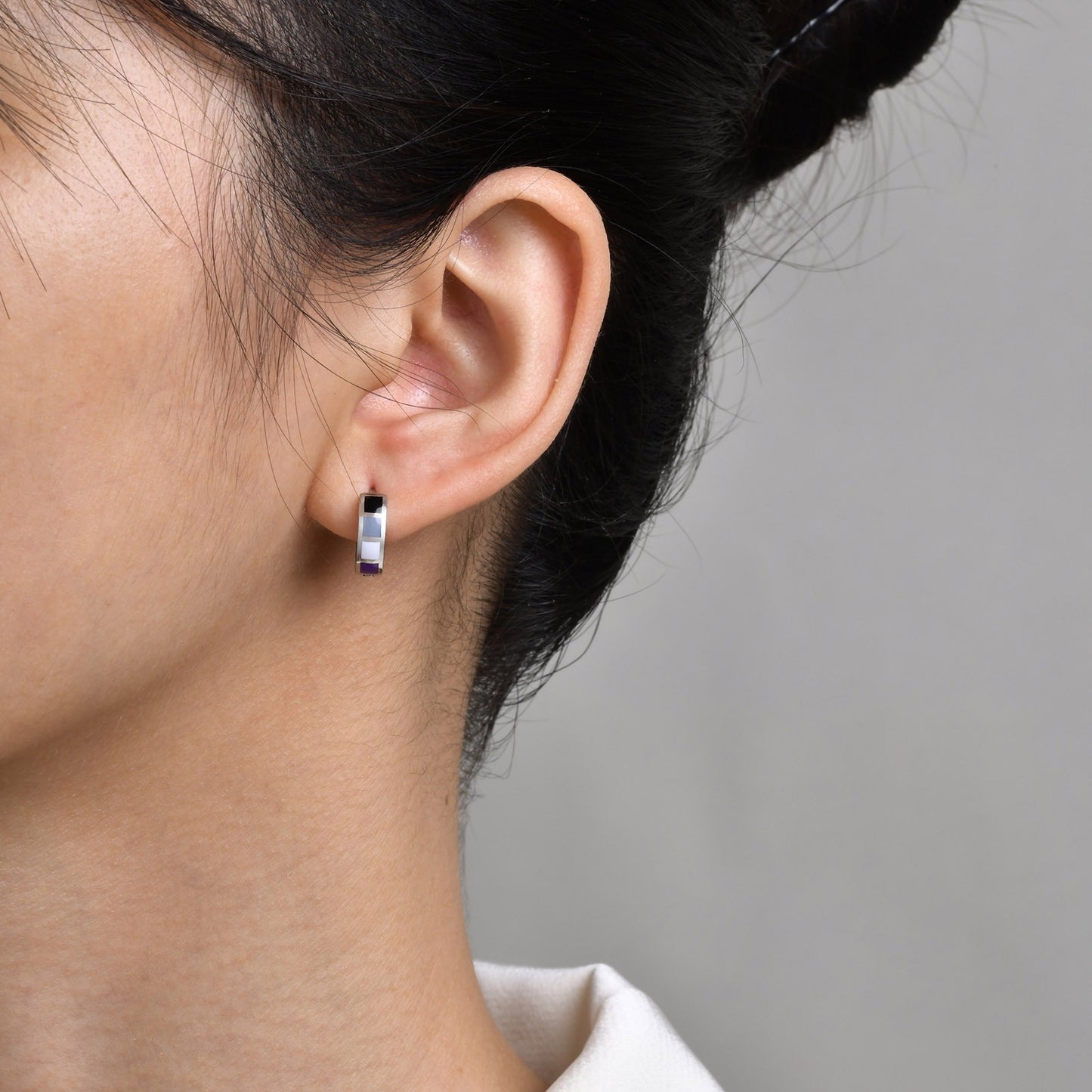 Kemstone Stainless Steel Color Block Hoop Earrings – 13mm Small Huggie Punk Street Style PE-014