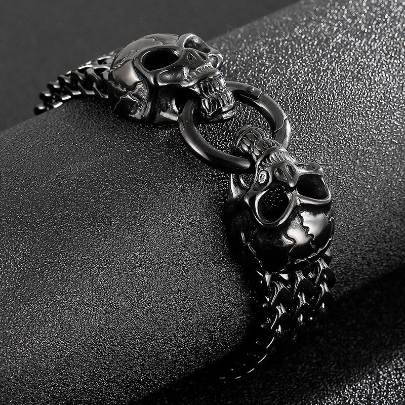 Pulsera Kemstone con calavera, lobo y cabeza de león - Cadena de acero de titanio con borde punk KB144489