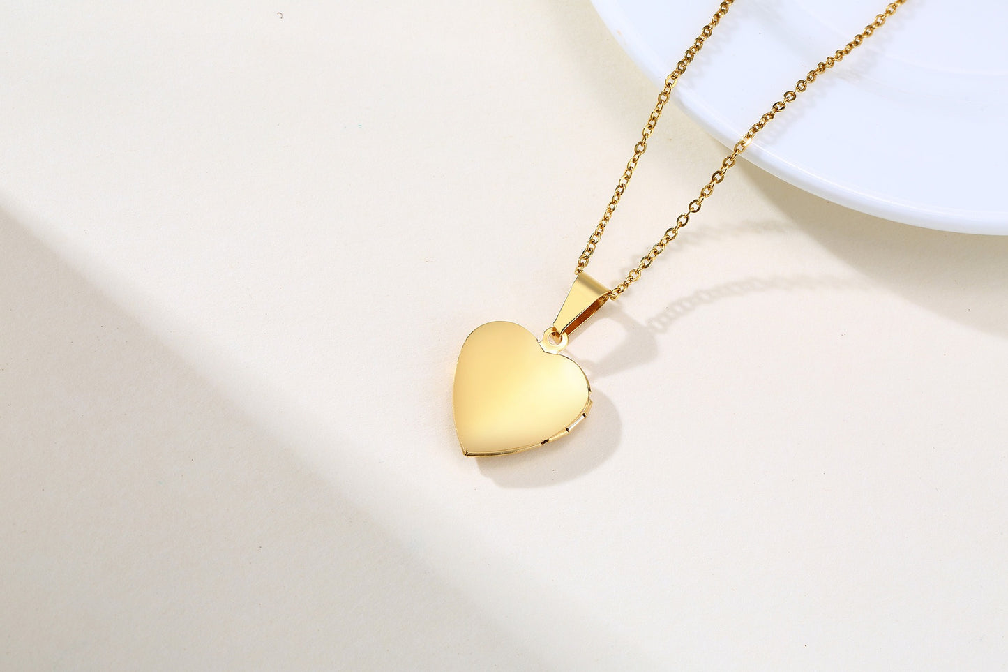 Colgante de corazón de acero inoxidable Kemstone con circonitas - Collar con dije que se abre para mujer PN-1364
