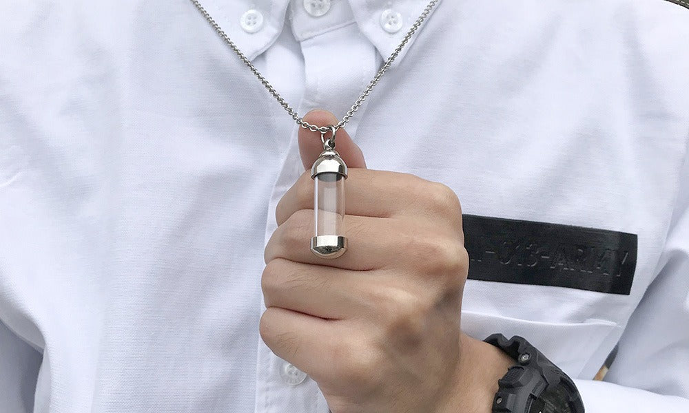 Kemstone Men’s Stainless Steel Glass Vial Pendant Necklace – Gothic Memorial Perfume Bottle Urn Amulet PN-716
