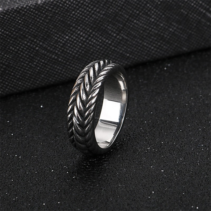 Kemstone Twist Chain Titanium Steel Ring – Matte Punk Band for Men | Gothic Streetwear Statement Jewelry KR53967-K