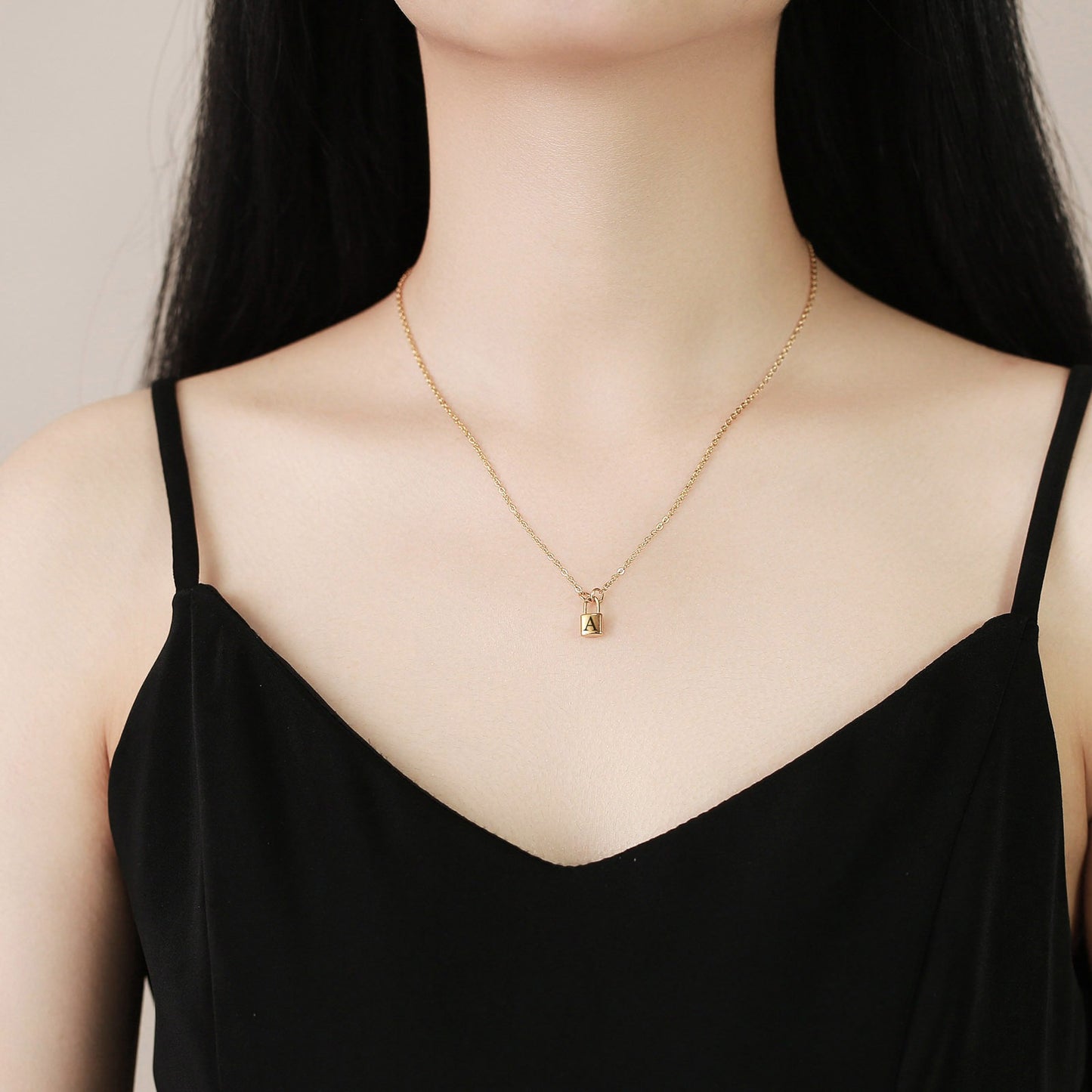 Colgantes de letras con cerradura de acero inoxidable Kemstone: collar minimalista con el alfabeto para historias cotidianas NC-1033
