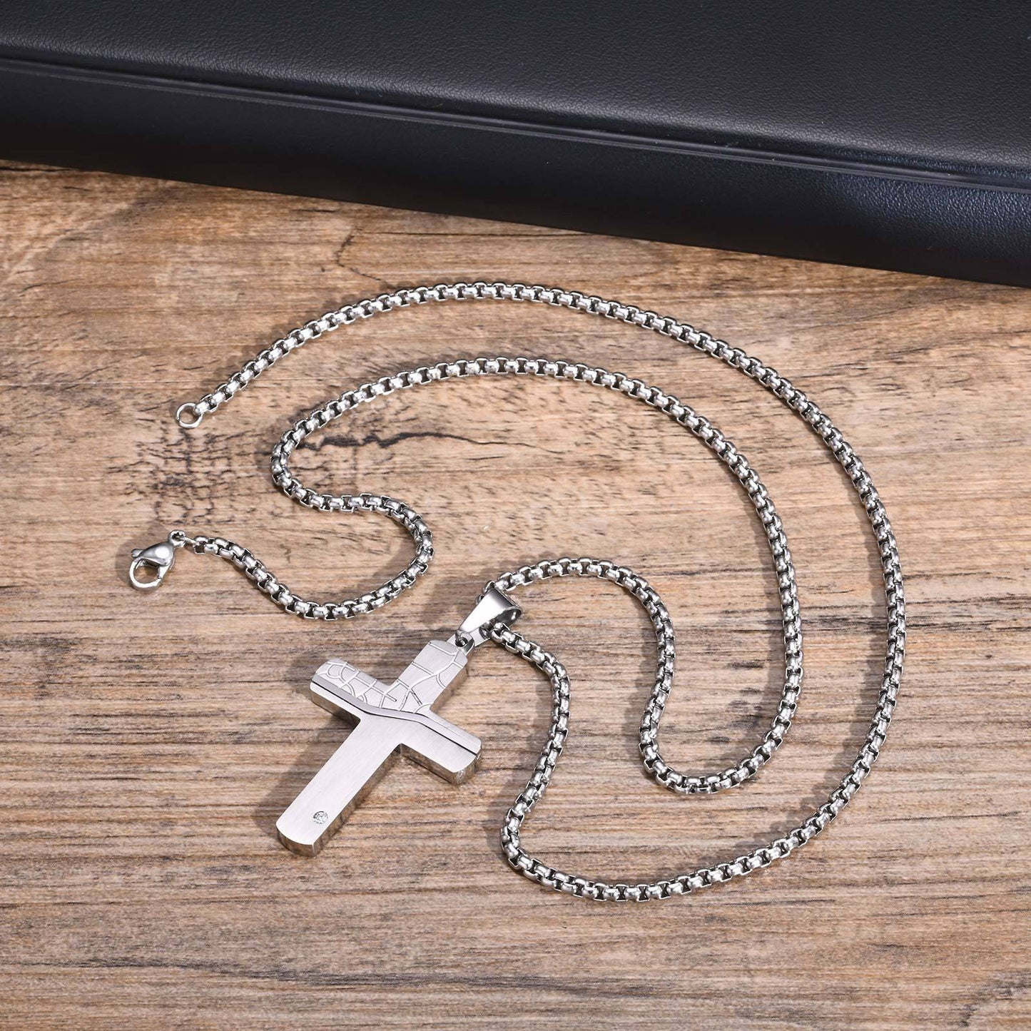 Cracked Cross Pendant Necklace – Stainless Steel, Gothic Street Style (Silver/Gold/Black) PN-1999