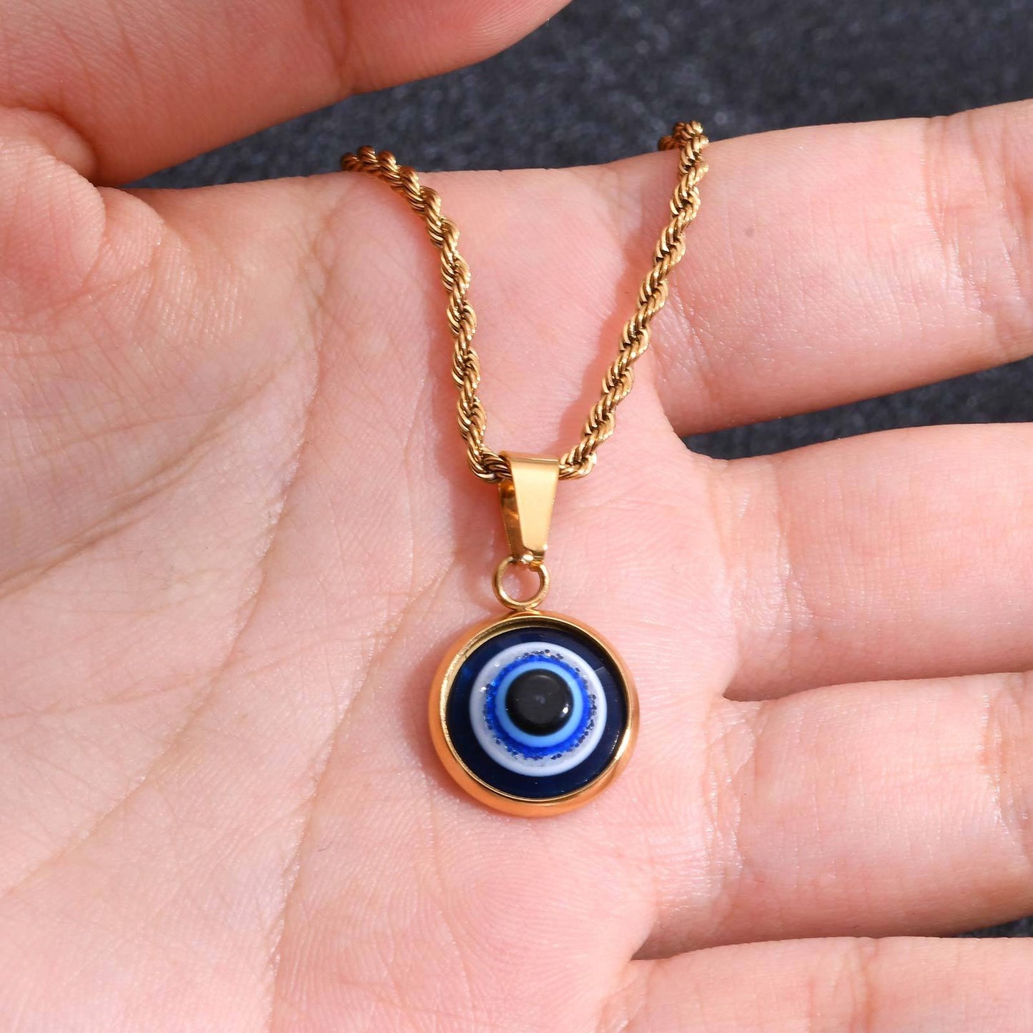 Collar con colgante de ojo malvado de acero inoxidable Kemstone, joya minimalista dorada para el día a día PN-1848