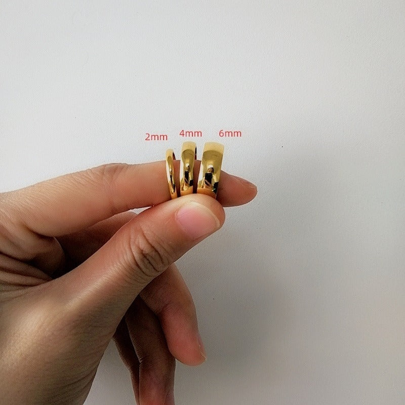 Anillos minimalistas de titanio Kemstone para pareja - Acabado dorado liso galvanizado R-001