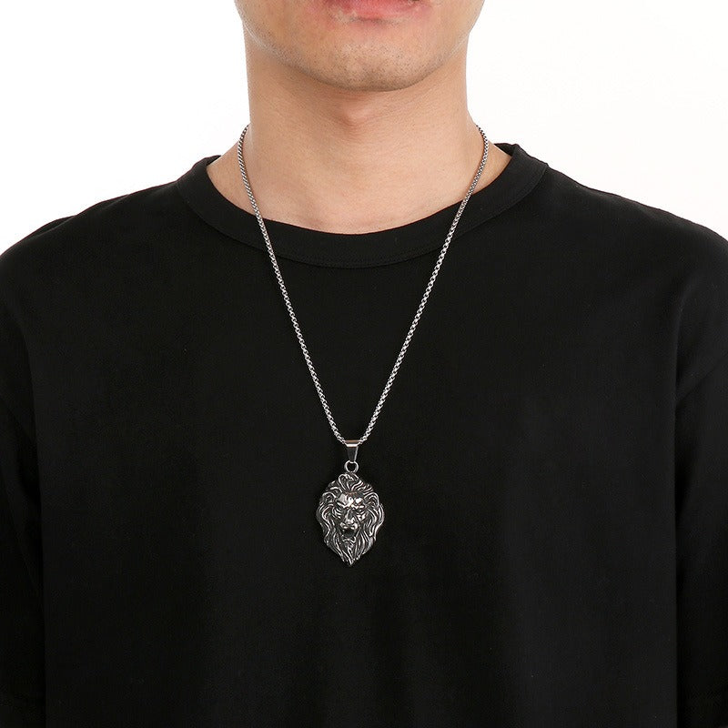 Kemstone Predator Series - Collana con ciondolo leone/lupo/volpe in acciaio al titanio opaco per abbigliamento punk da uomo KP79439-BD
