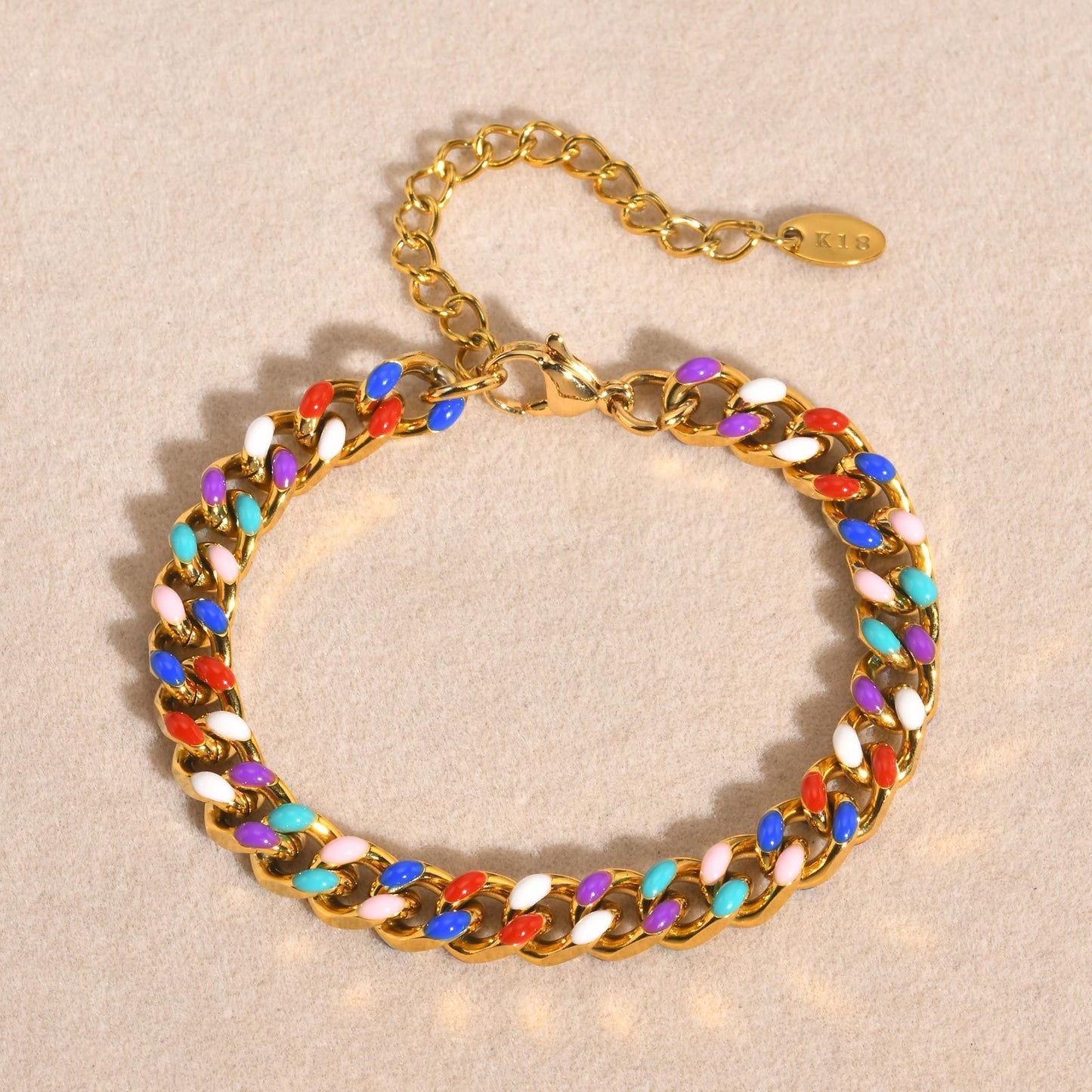 Pulsera Kemstone de acero inoxidable con cadena cubana de resina coloreada - Acabado en oro de 18 quilates, joyería de moda para mujer BR-1964