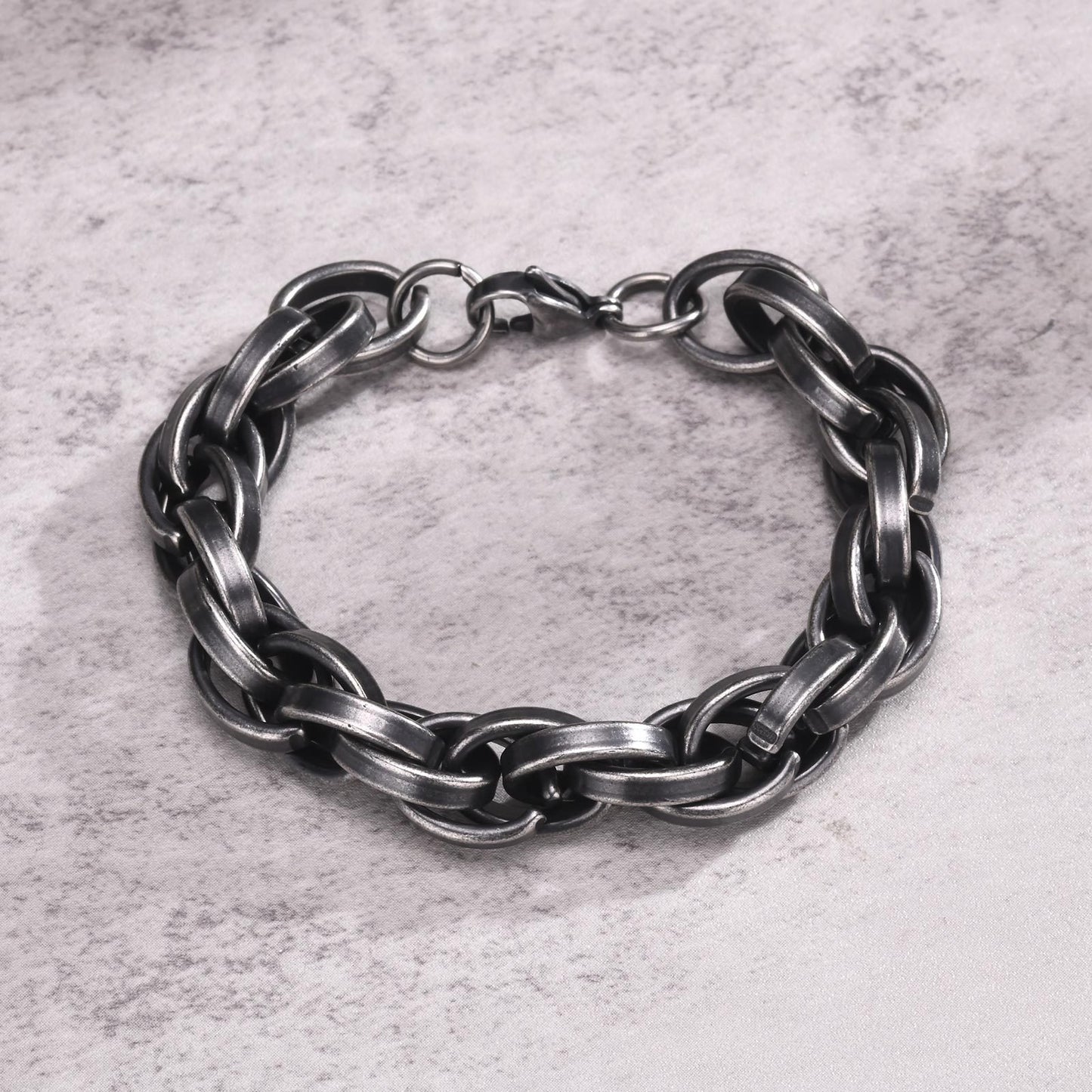 Kemstone Men’s Heavy Stainless Steel Twist Chain Bracelet – 11mm Vintage Cuban Link BR-961