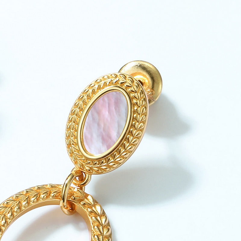 Pendientes de perlas de agua dulce grandes, hechos a mano, de estilo vintage, con diseño original de Kemstone - Plata S925 con baño de oro de 10 quilates