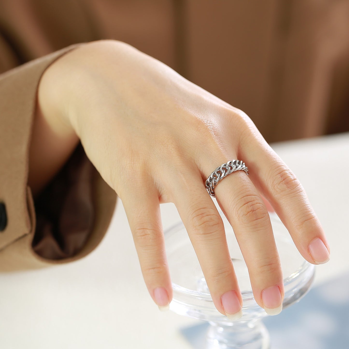 Anillo de cadena elegante de acero inoxidable Kemstone: diseño unisex moderno para el día a día RC-476