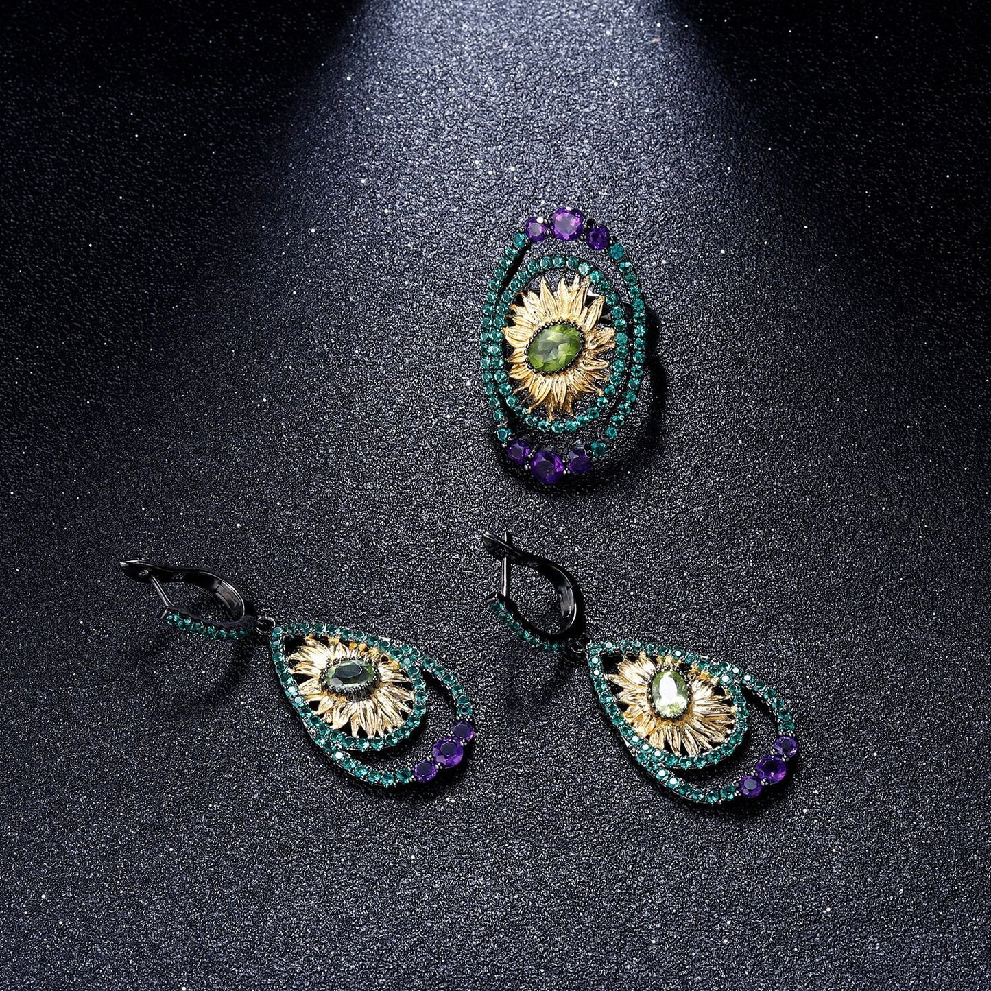 Pendientes de peridoto con diseño original de girasol, hechos a mano por Kemstone, plata de ley 925 con baño de oro, K24426E