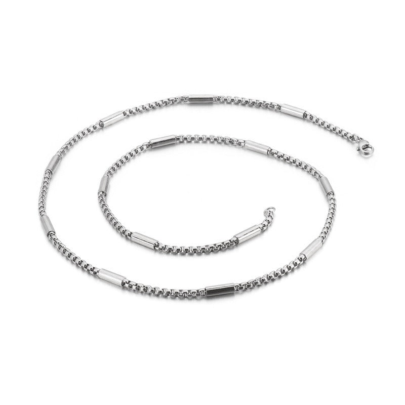 Collana con catena in acciaio al titanio Kemstone - Design geometrico moderno per unisex con osso KN107410-Z